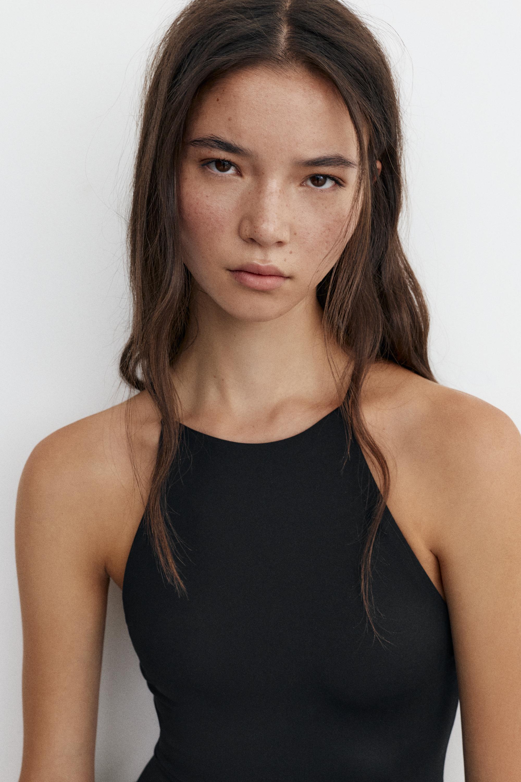 Halter strappy bodysuit — Black