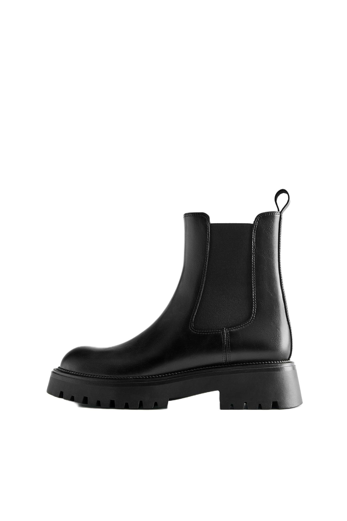 Flat Chelsea ankle boots — Black