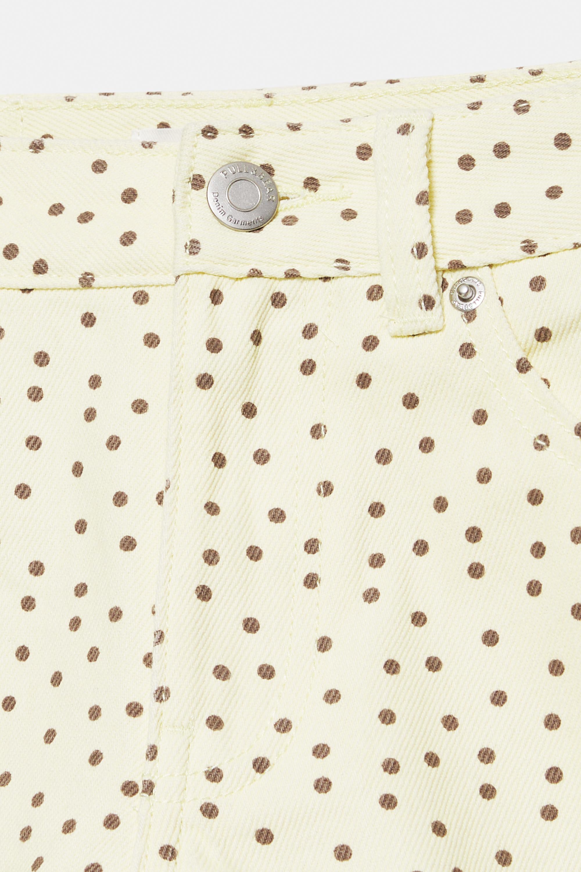 Mini polka dot shorts — Pale yellow