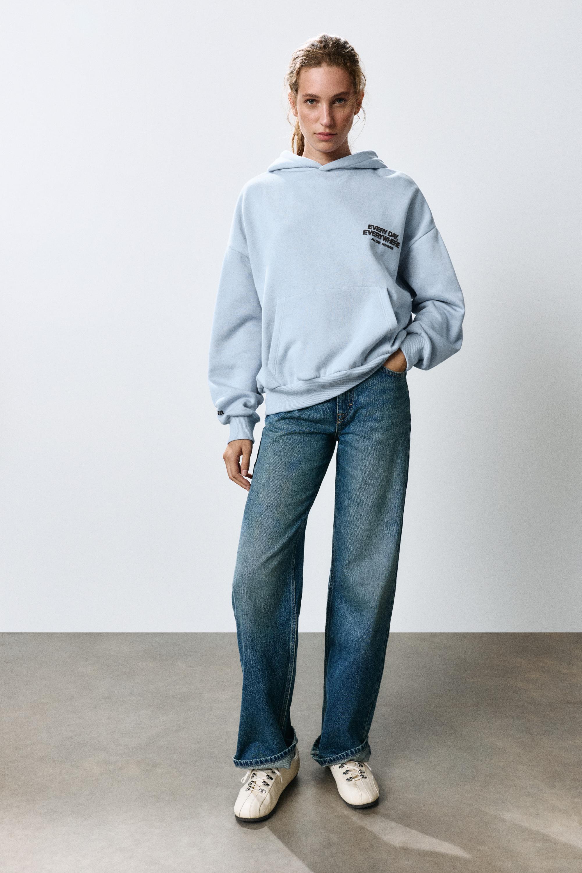 Oversize graphic hoodie — Pastel blue