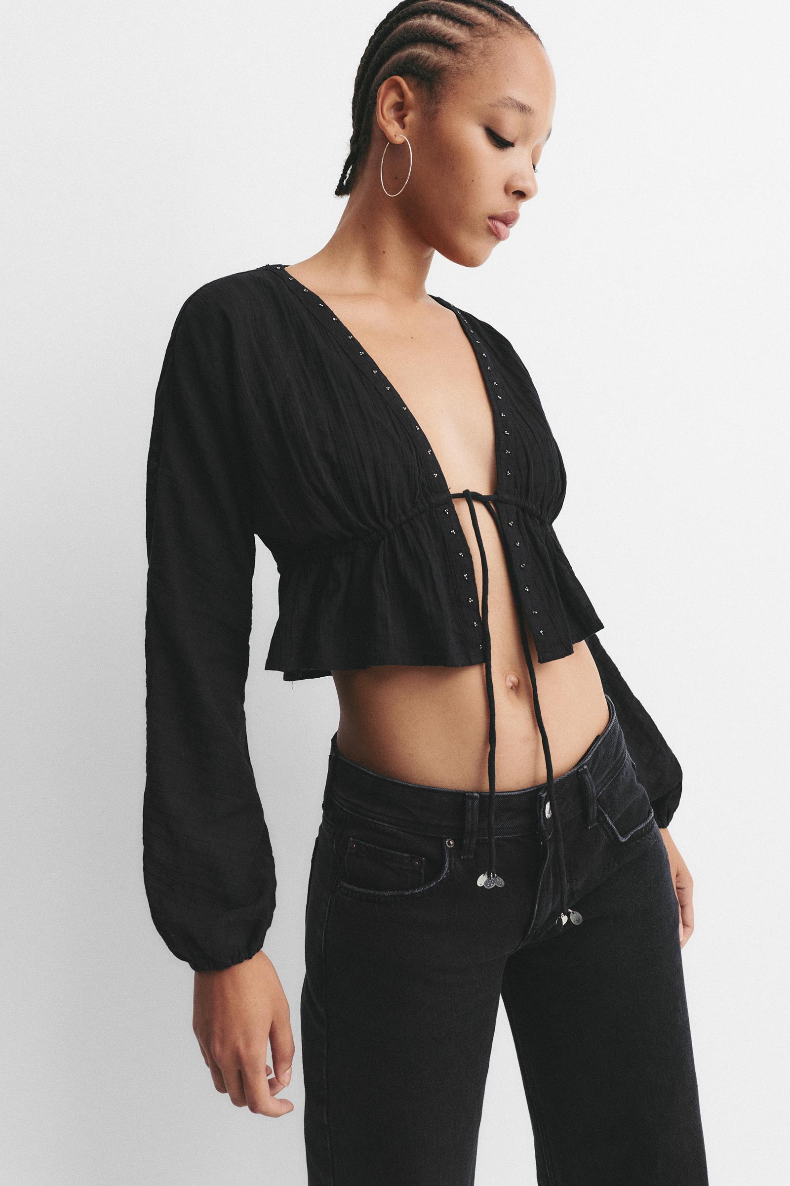 Bluse Mit Schleife Und Perlen