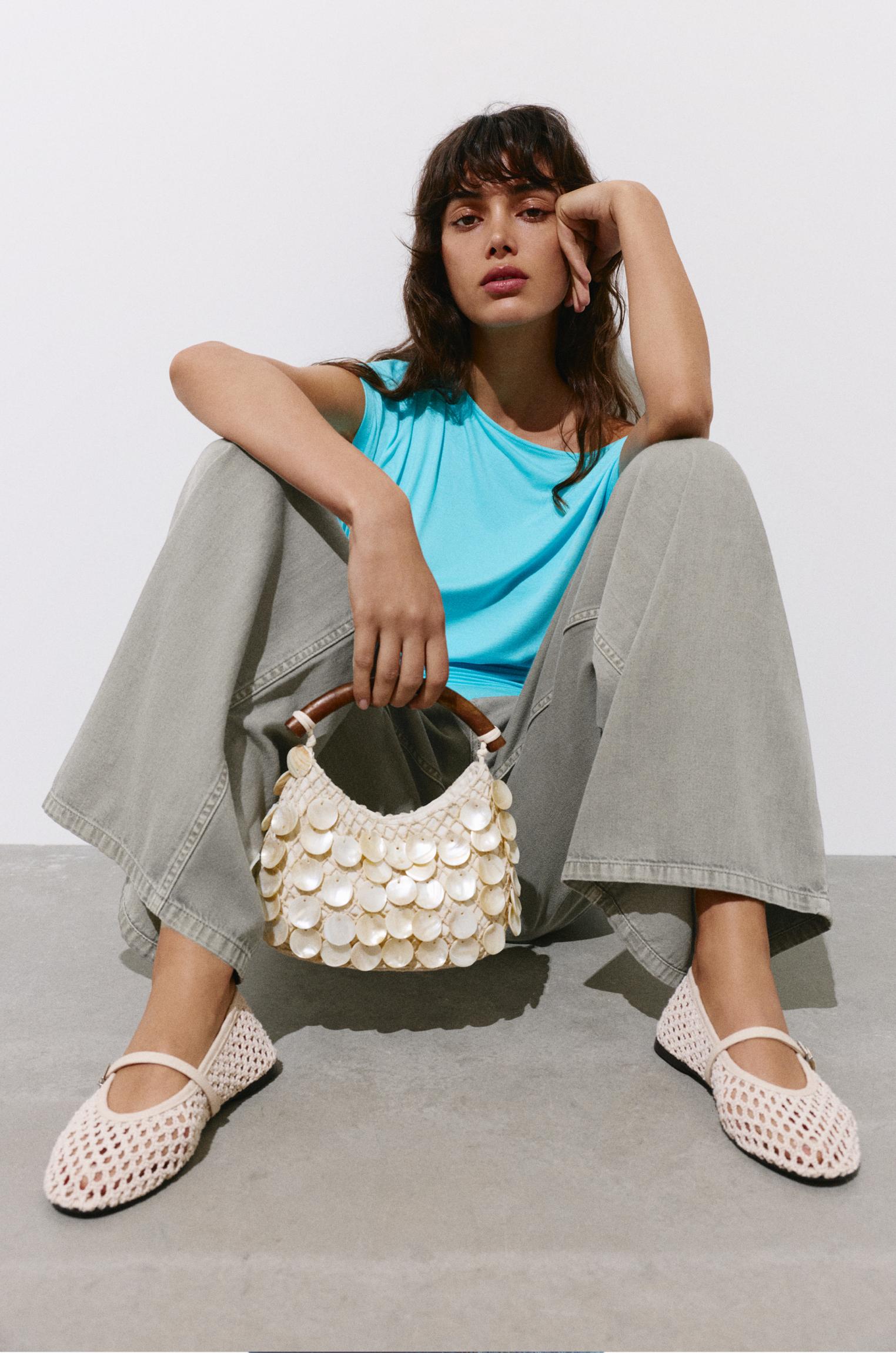 Beaded handbag — Ecru