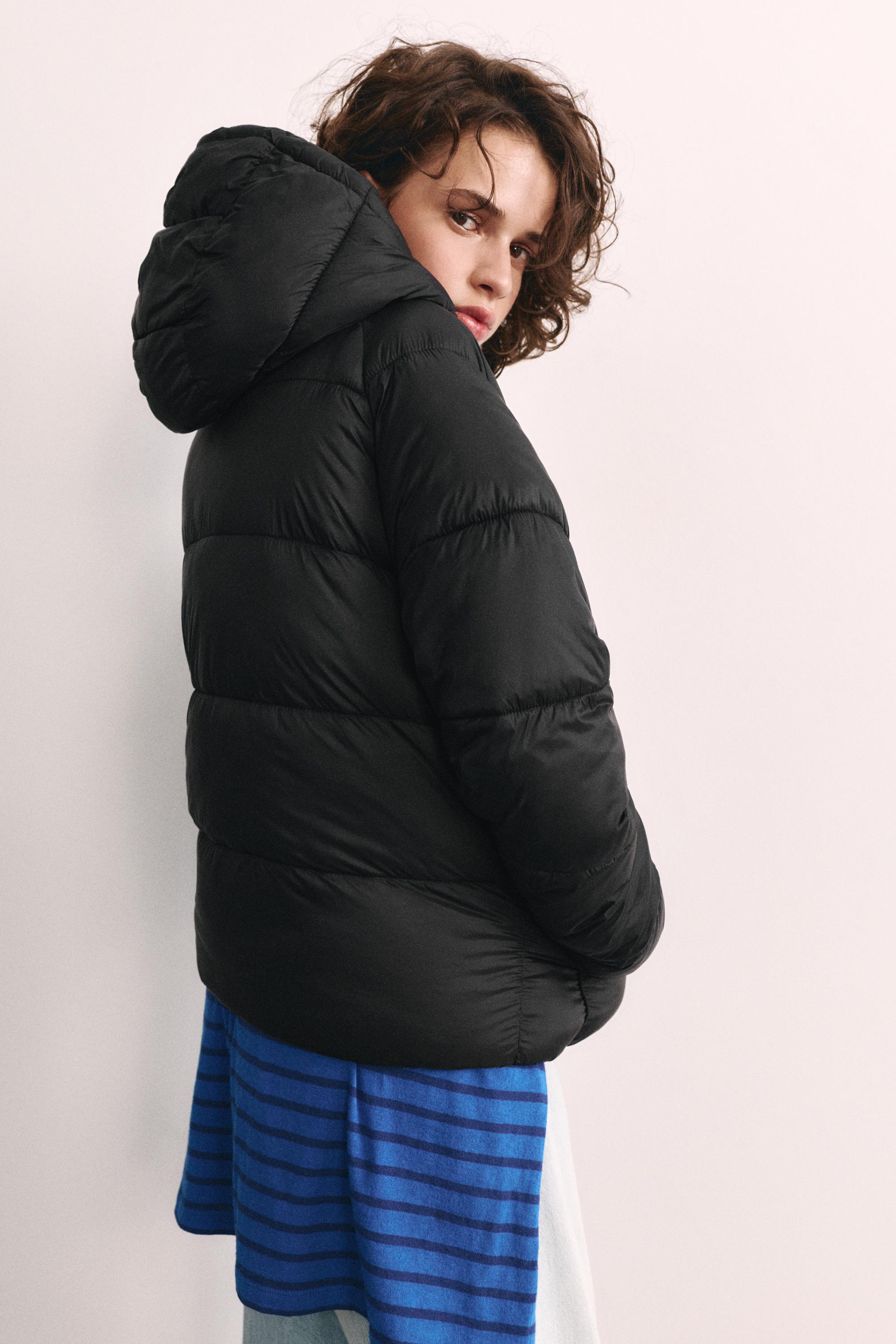 Hooded puffer jacket — Black