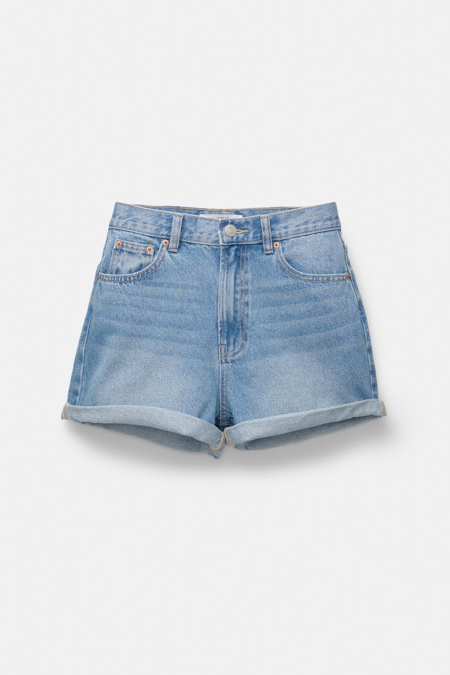 Denim turn-up mom shorts — Medium blue