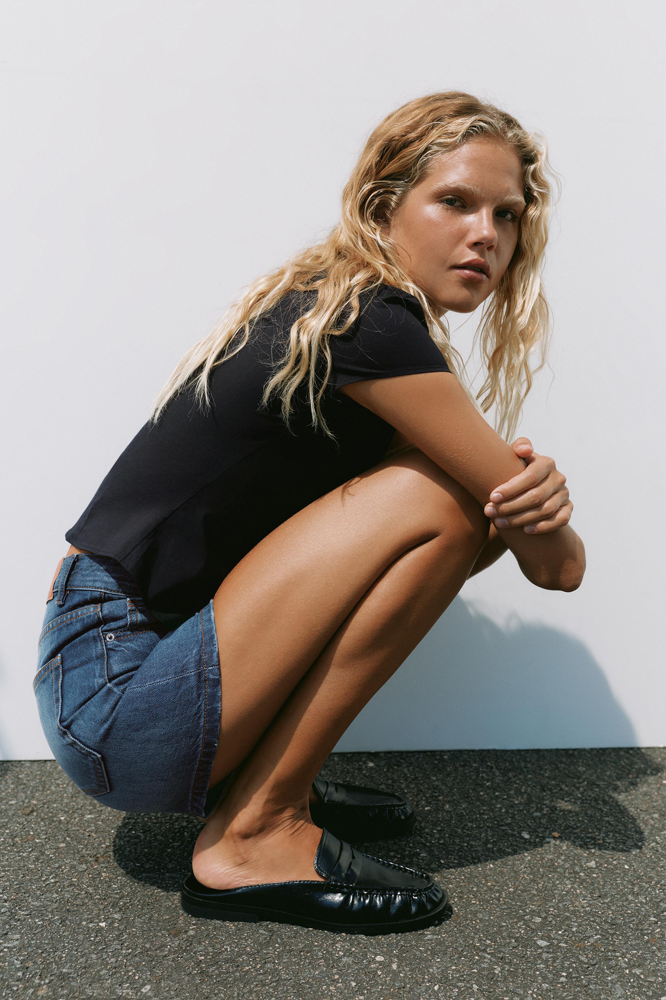 Mid-waist denim Bermuda shorts — Dark blue