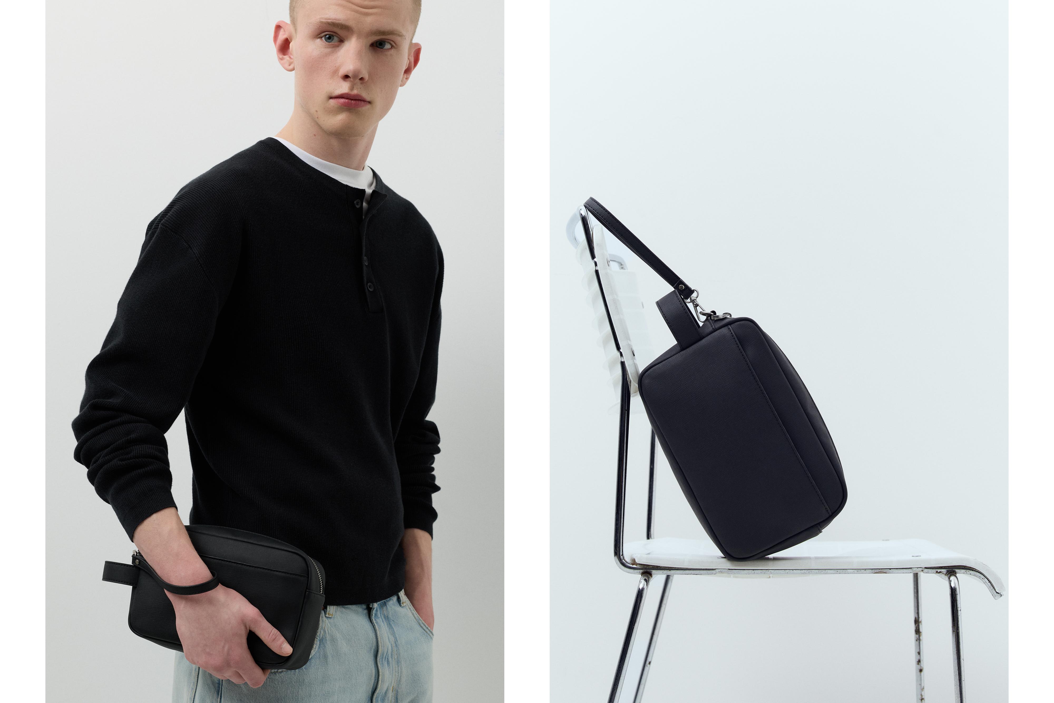 Wash bag with handle — Black