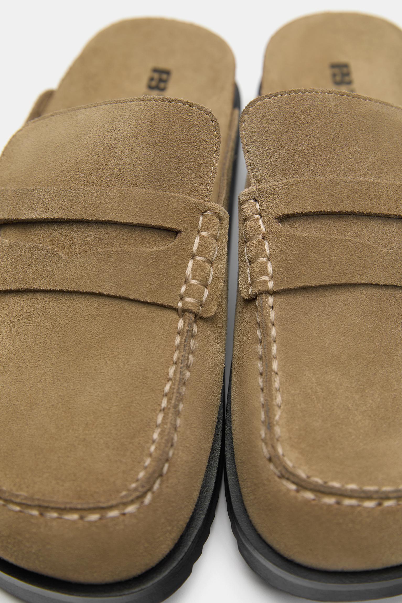 Leather clogs — Sand