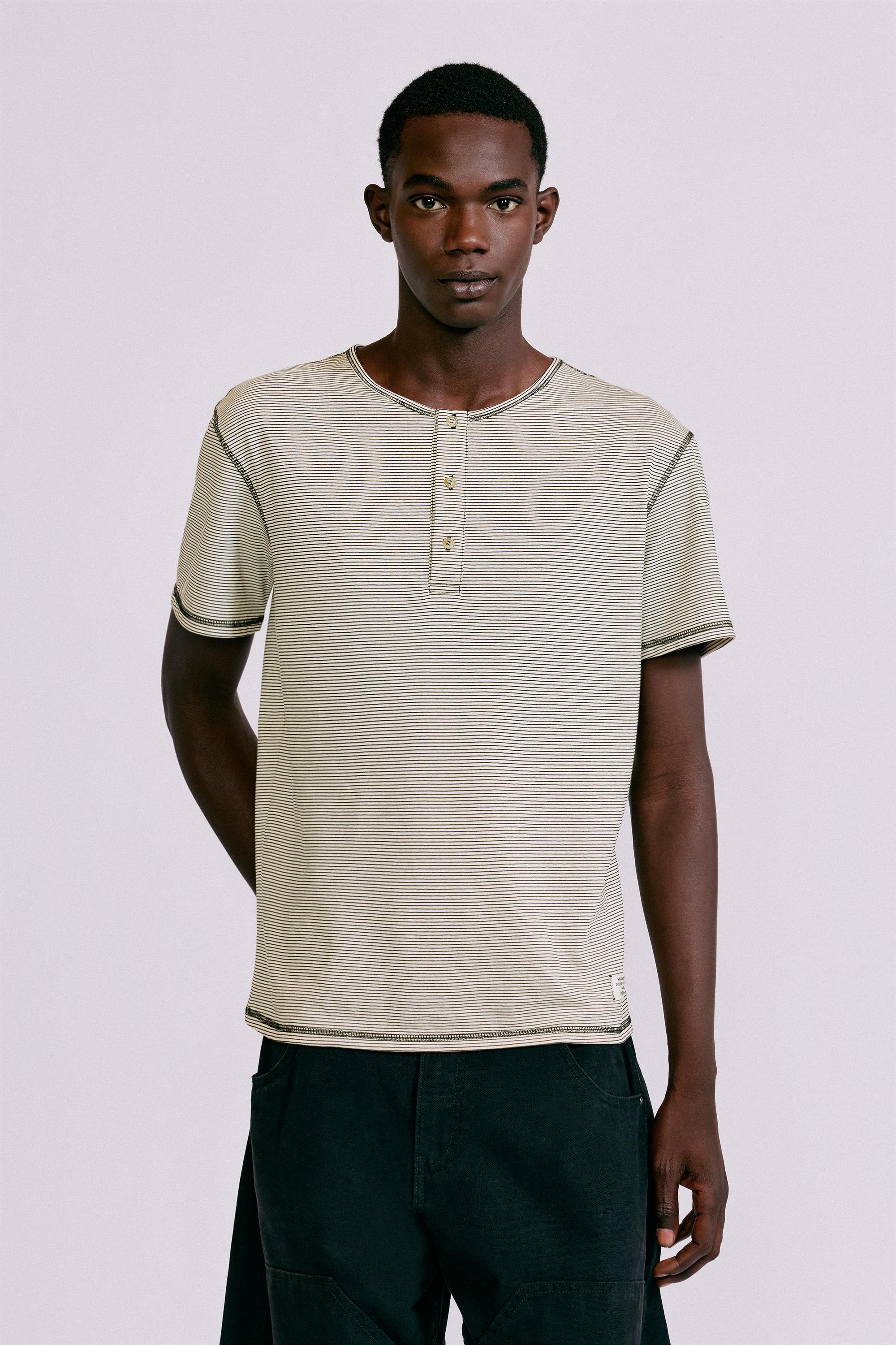Striped henley neck T-shirt — Striped