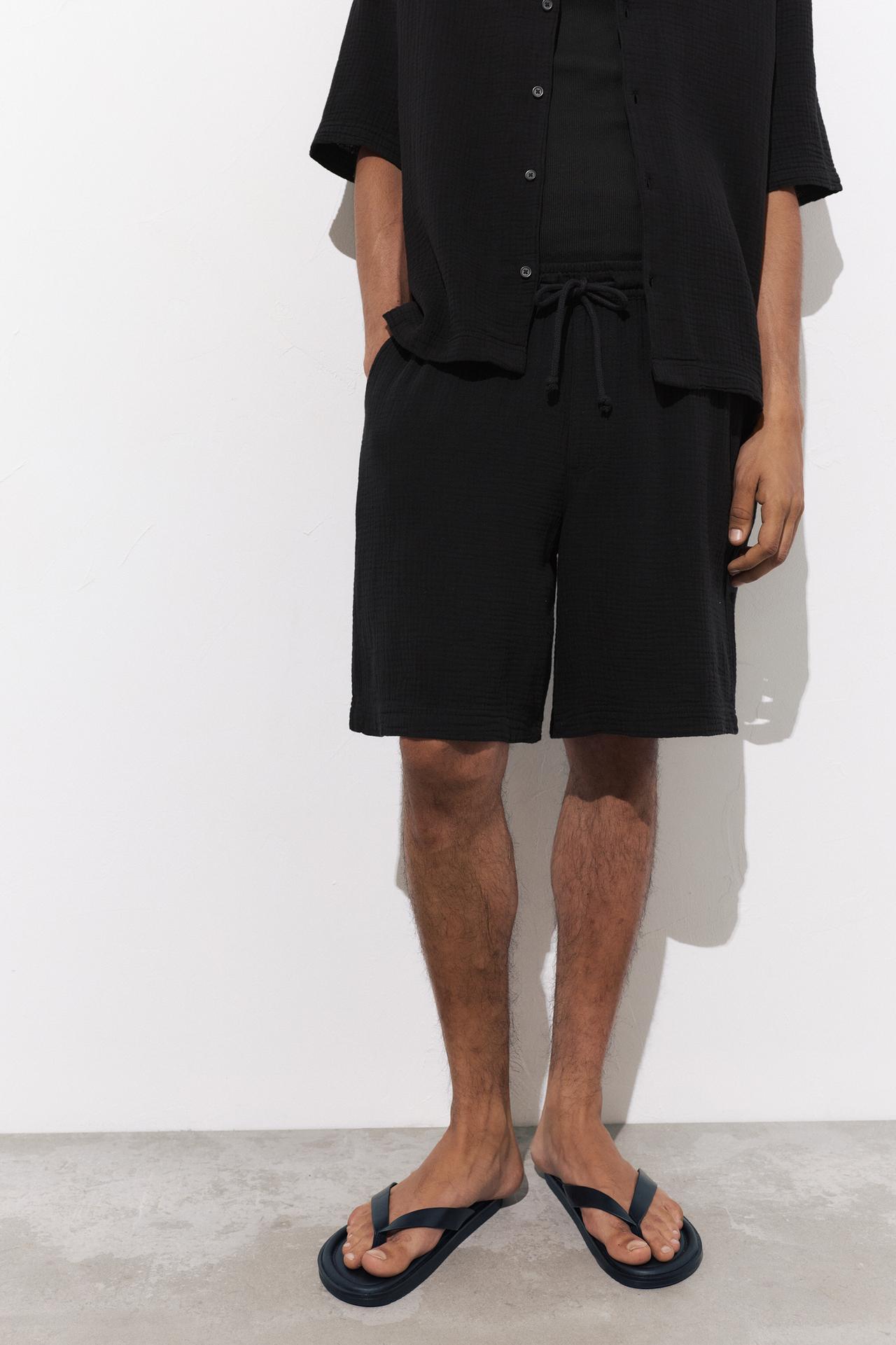 Bermuda sweat shorts — Black