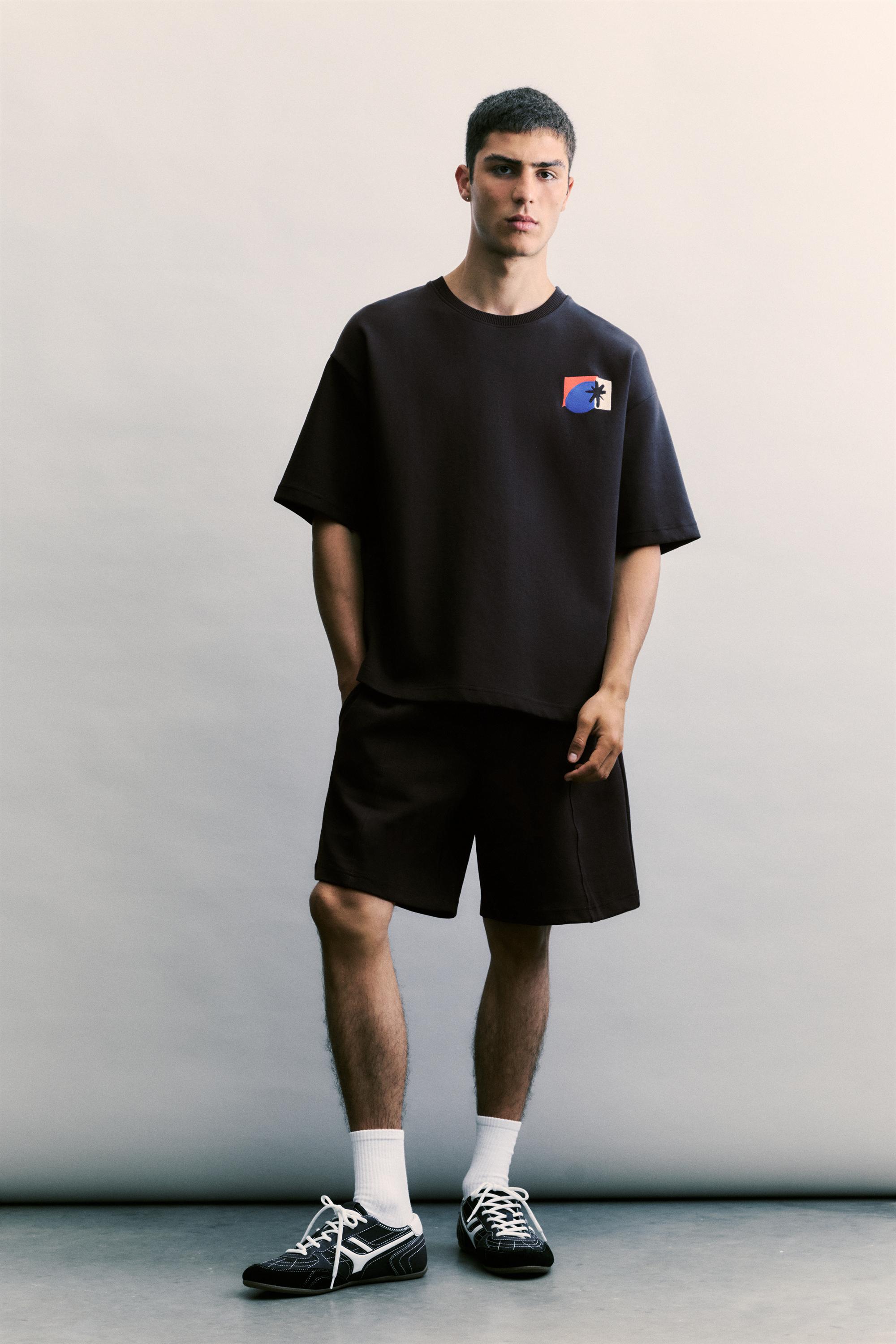 Grafik detaylı siyah kısa kollu sweatshirt - Görsel 5