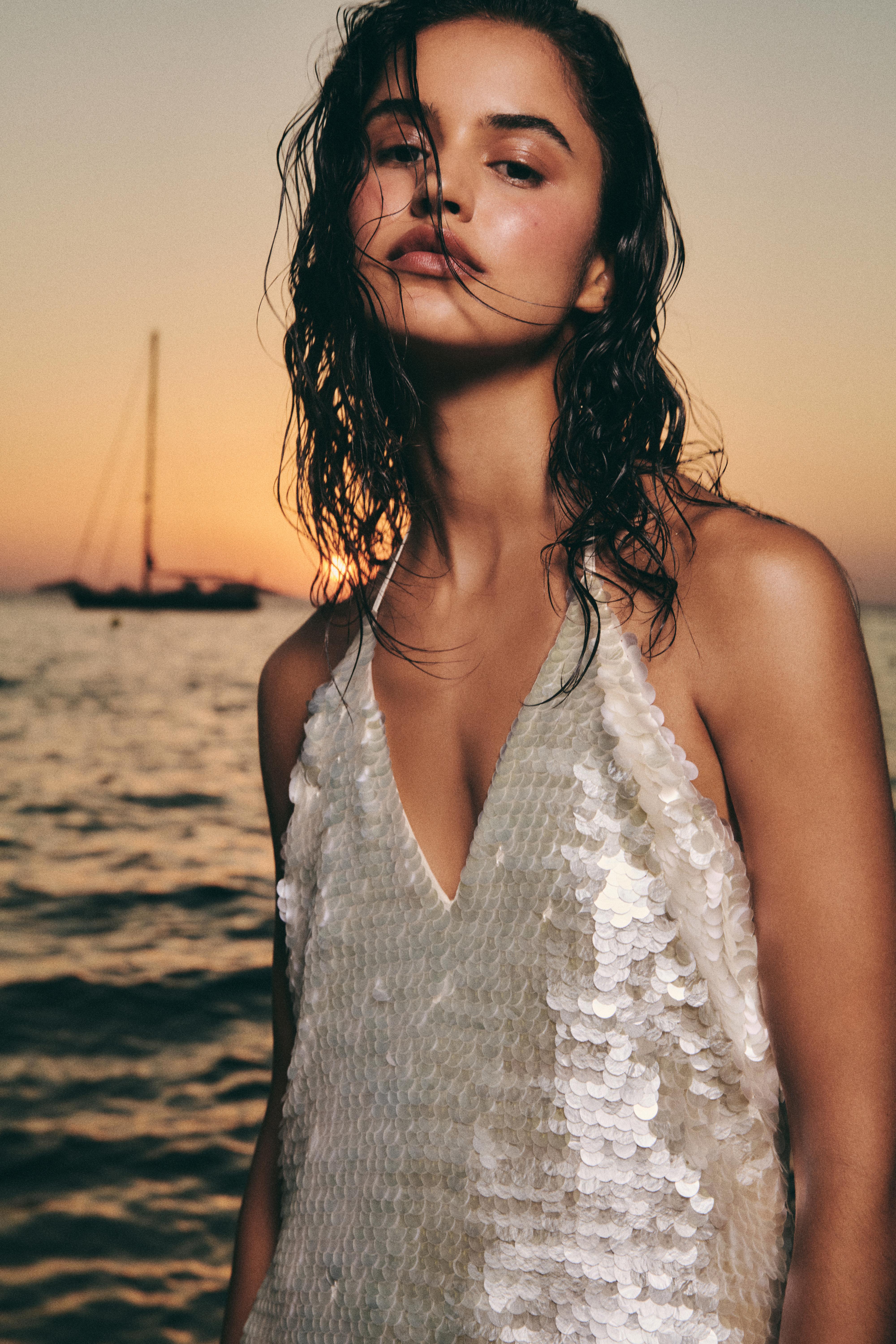 Short sequin halter dress — Ecru