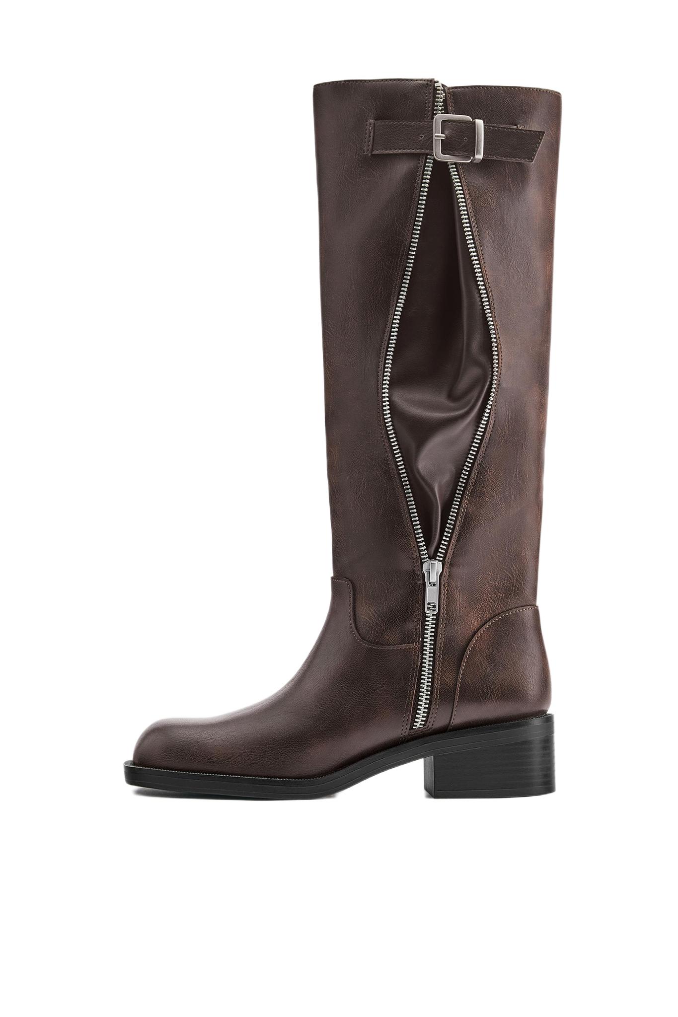High-leg boots with decorative zip — Brown