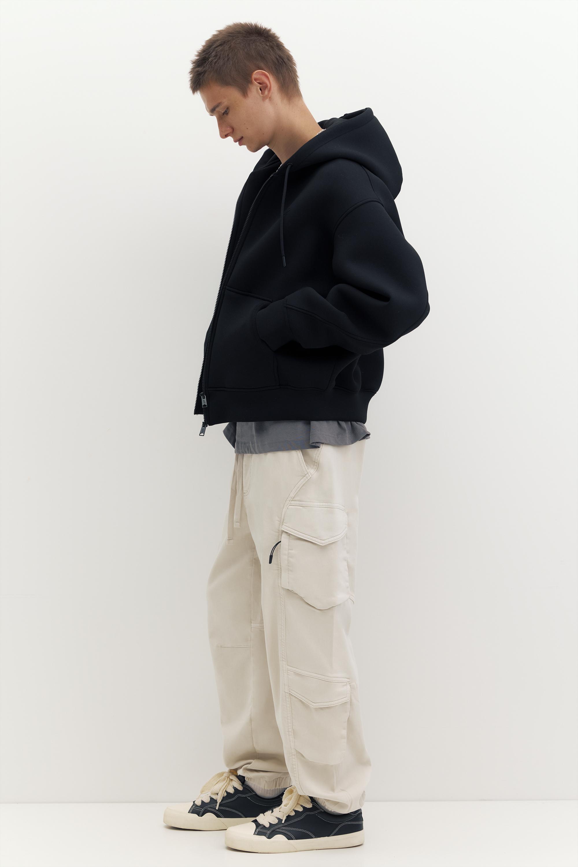 Multi-pocket joggers — Stone