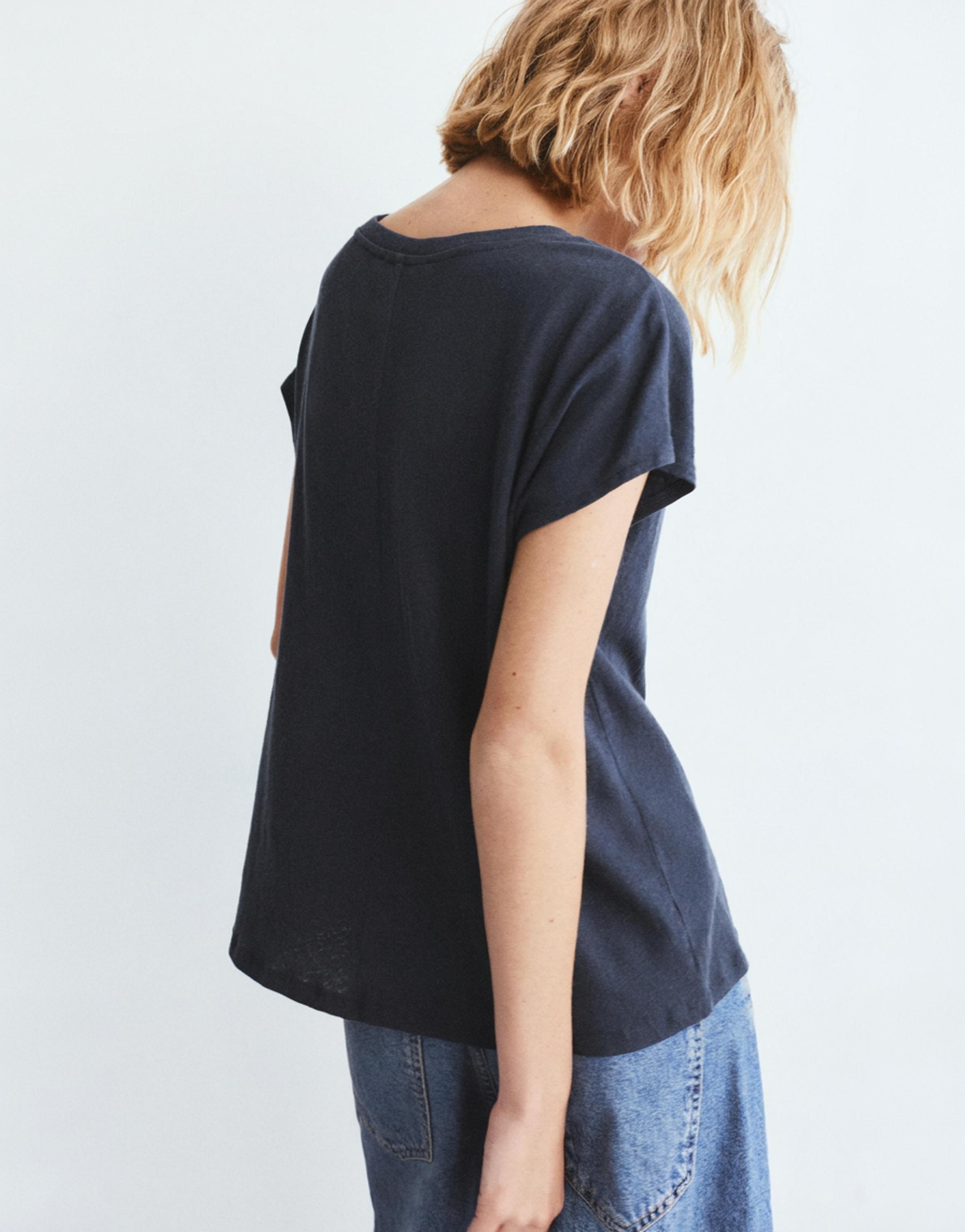 V-neck linen T-shirt — Medium grey