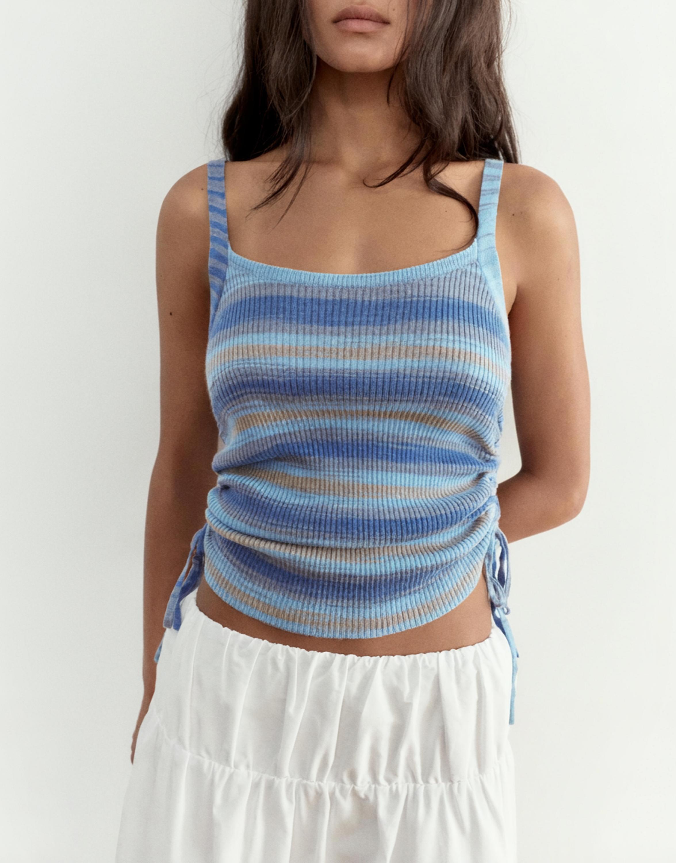 Gathered knit strappy top — Blue