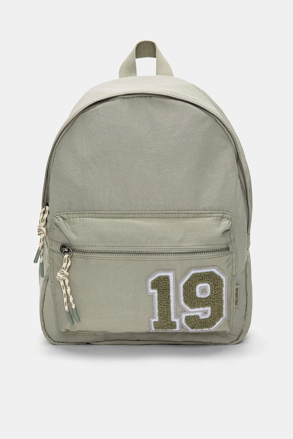 Mochila nylon parche PULL&BEAR