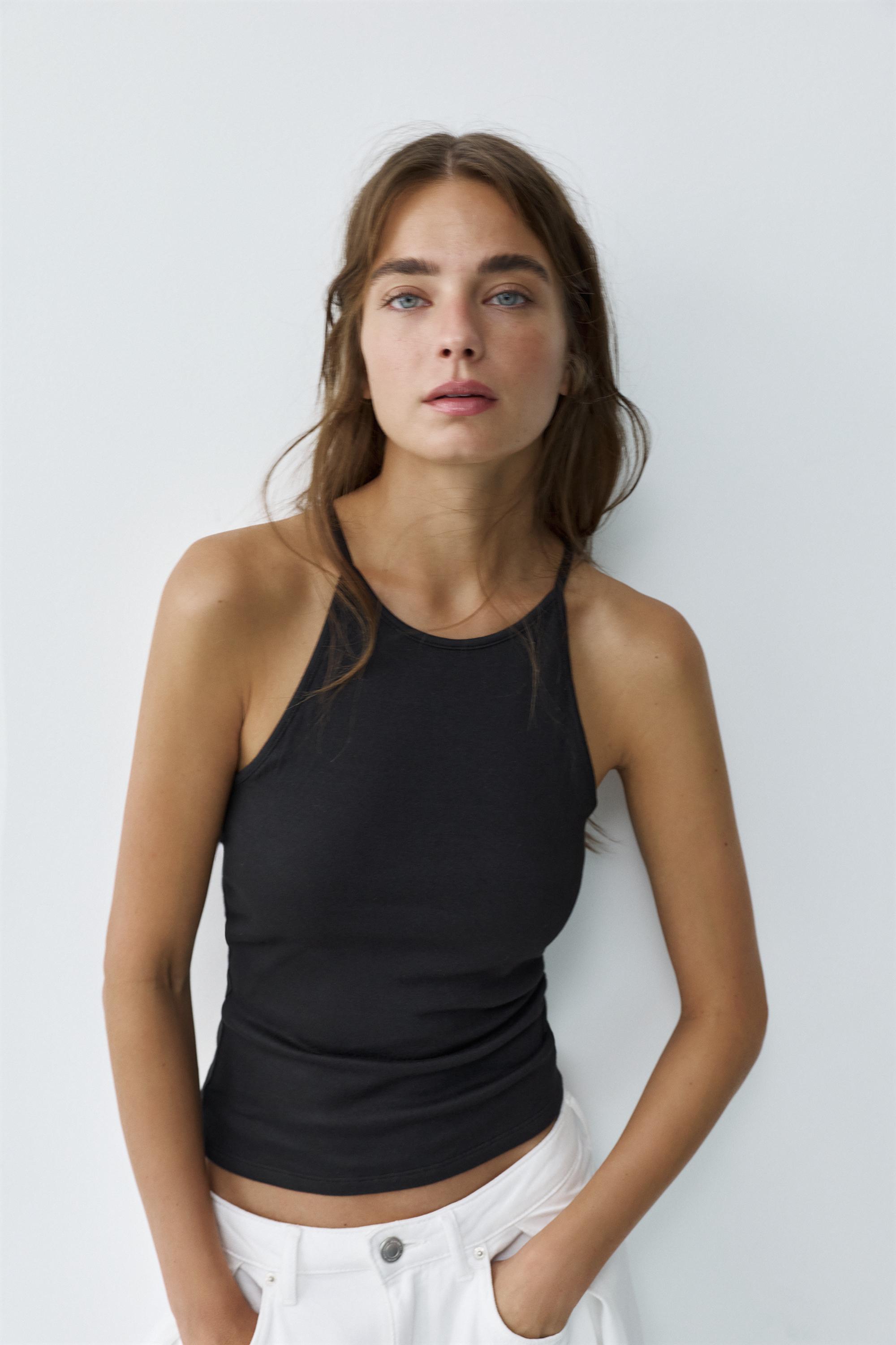 Halter-neck strappy back top — Black