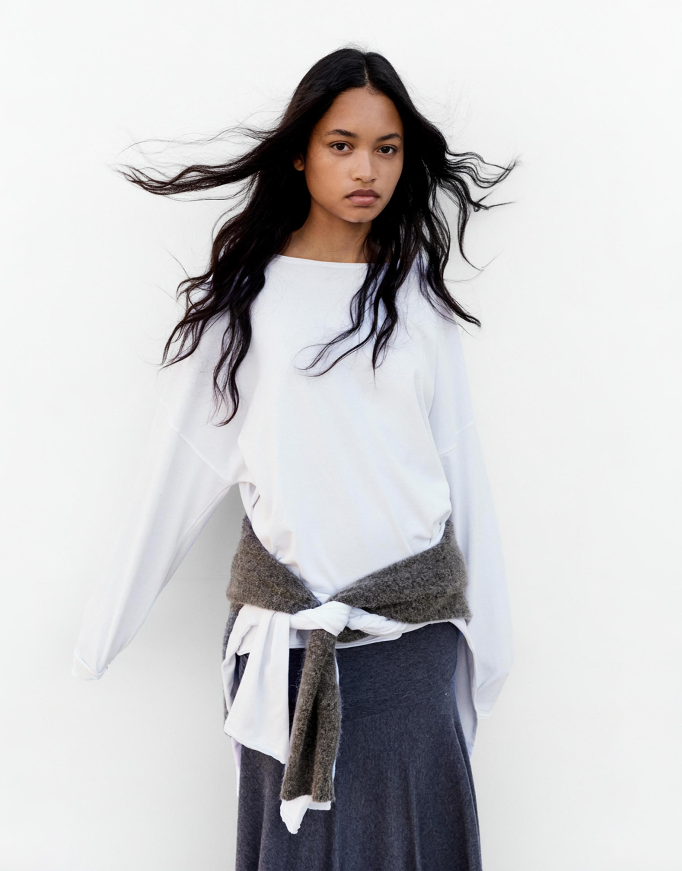 Uzun kollu oversize t-shirt - Görsel 27