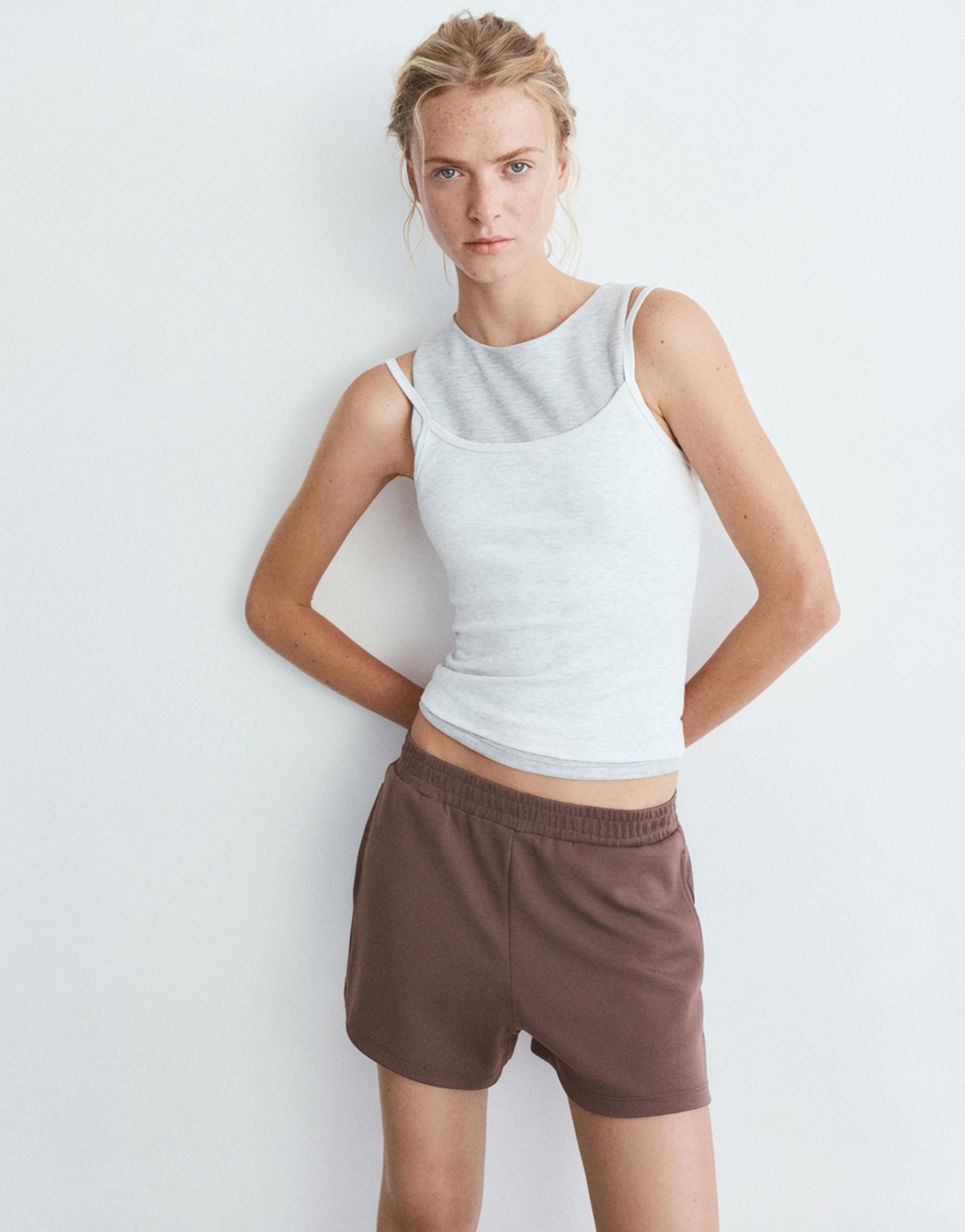 Soft touch sports shorts — Brown