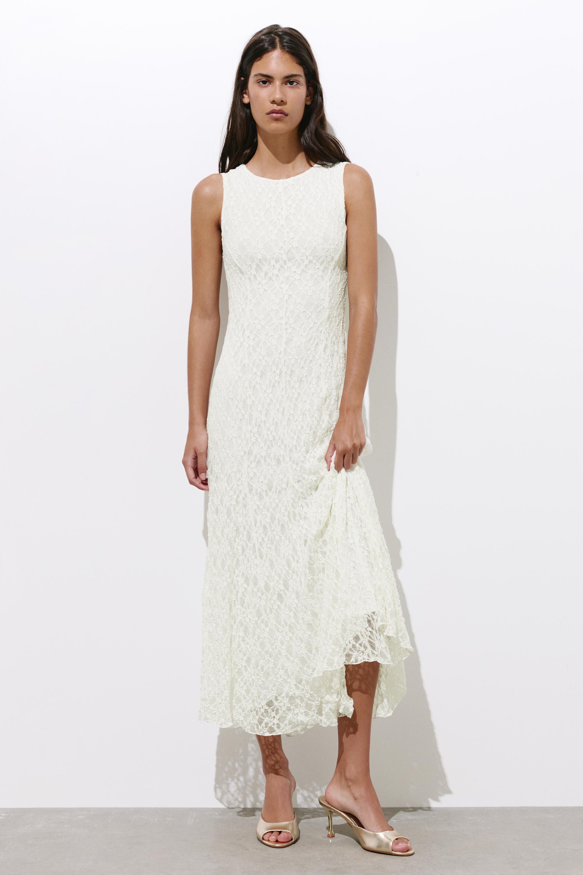 Fitted lace midi dress — Ecru