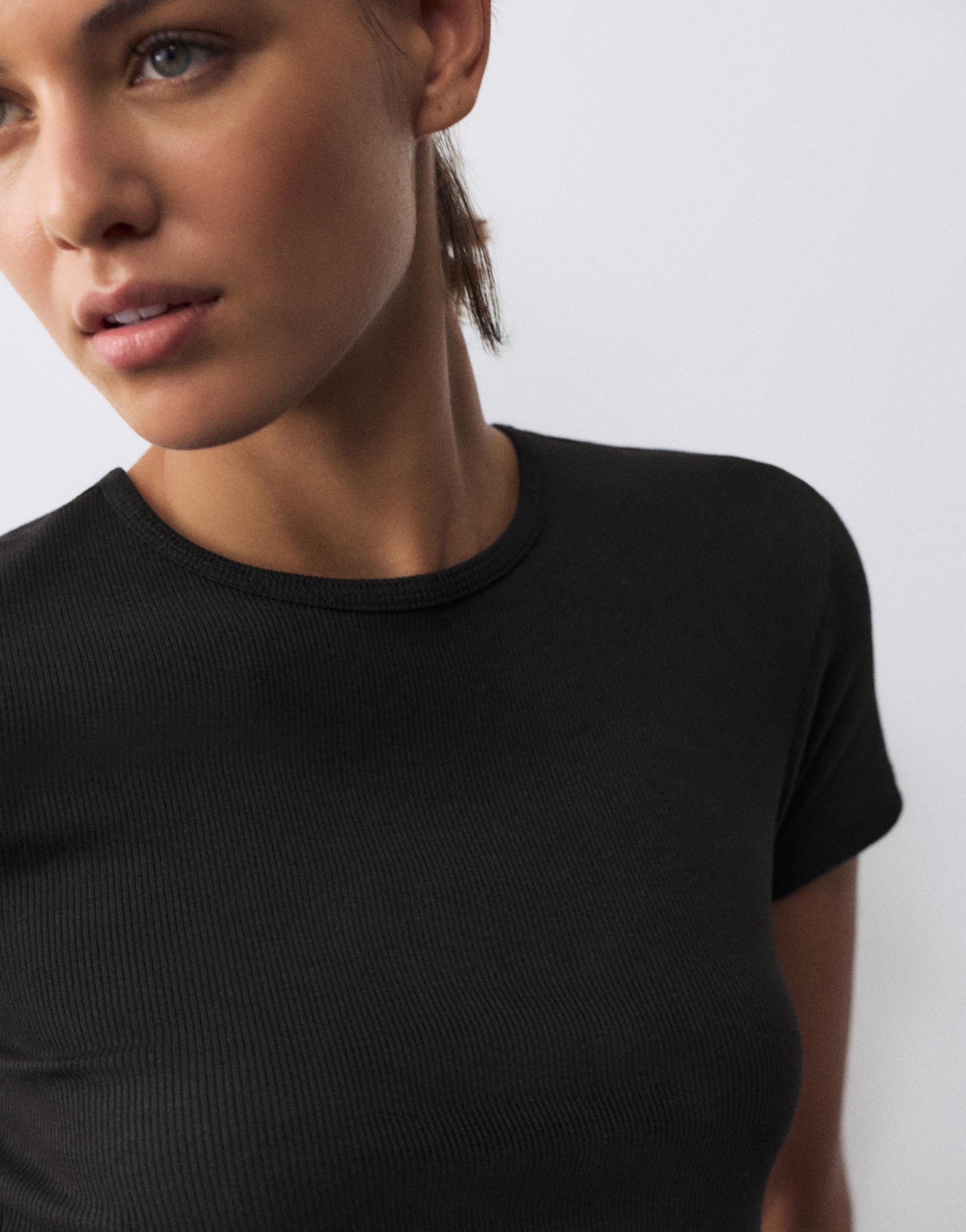 Ribbed short sleeve T-shirt — Black