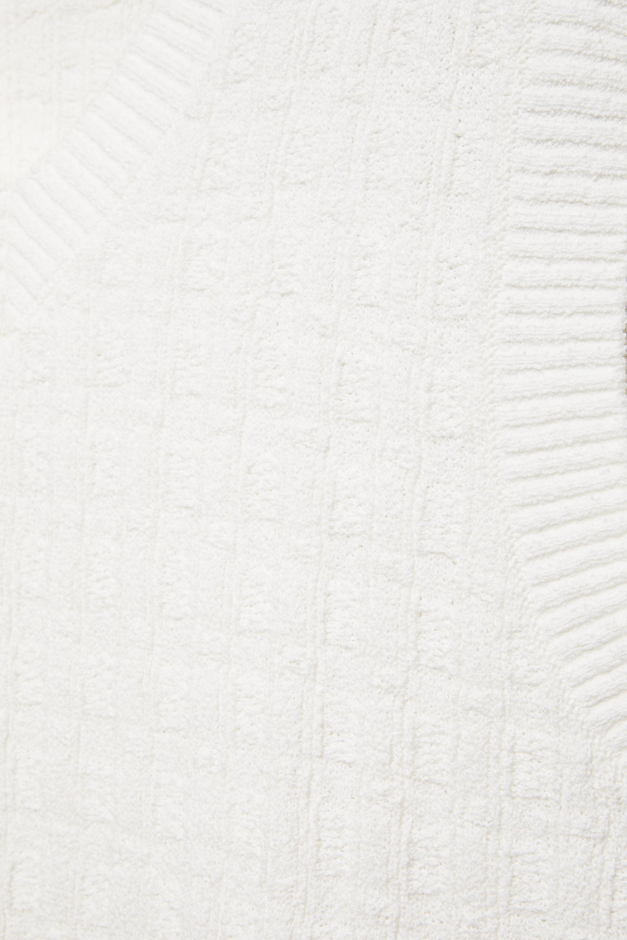 Bouclé vest — Bright white