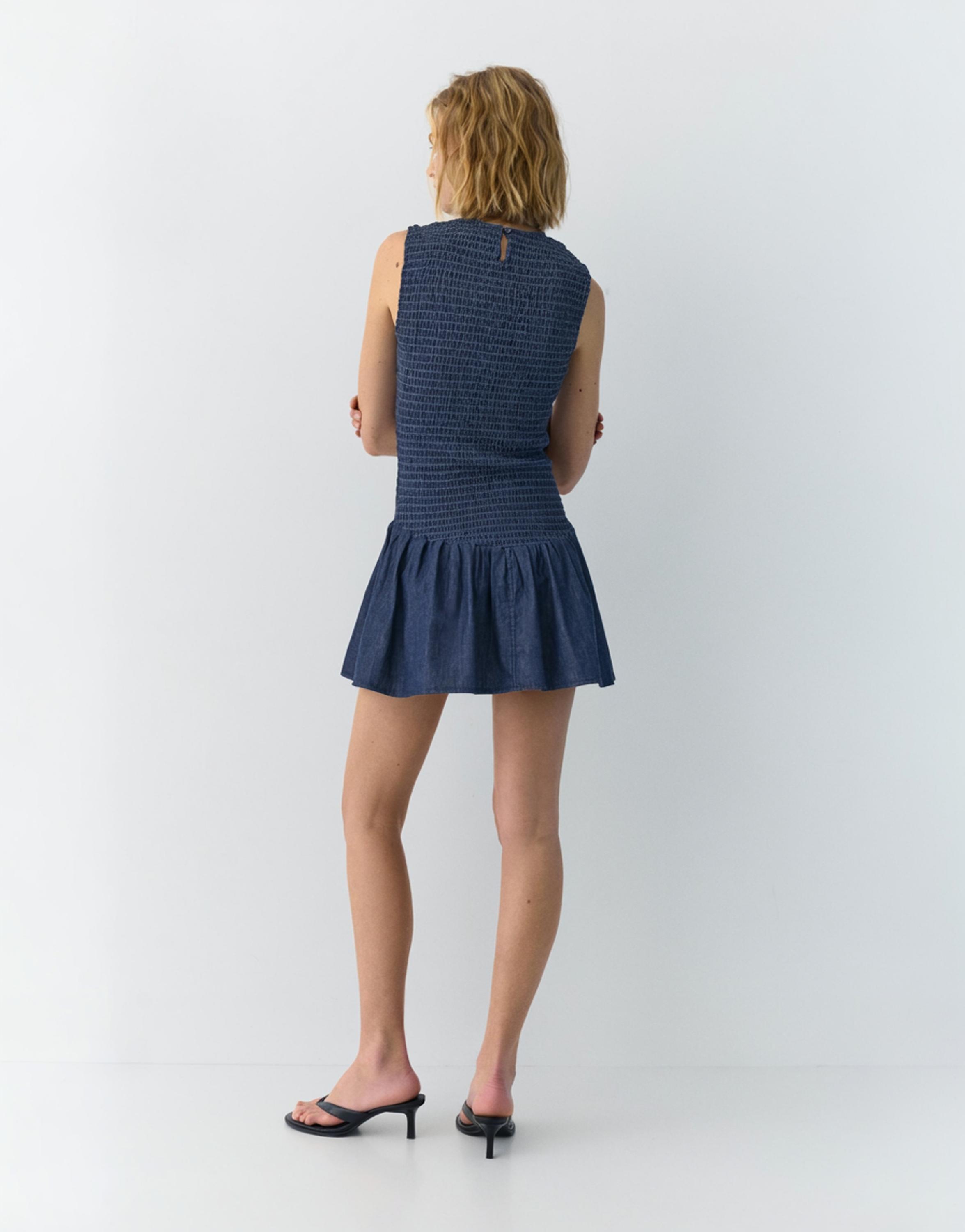 Short smocked denim dress — Dark blue
