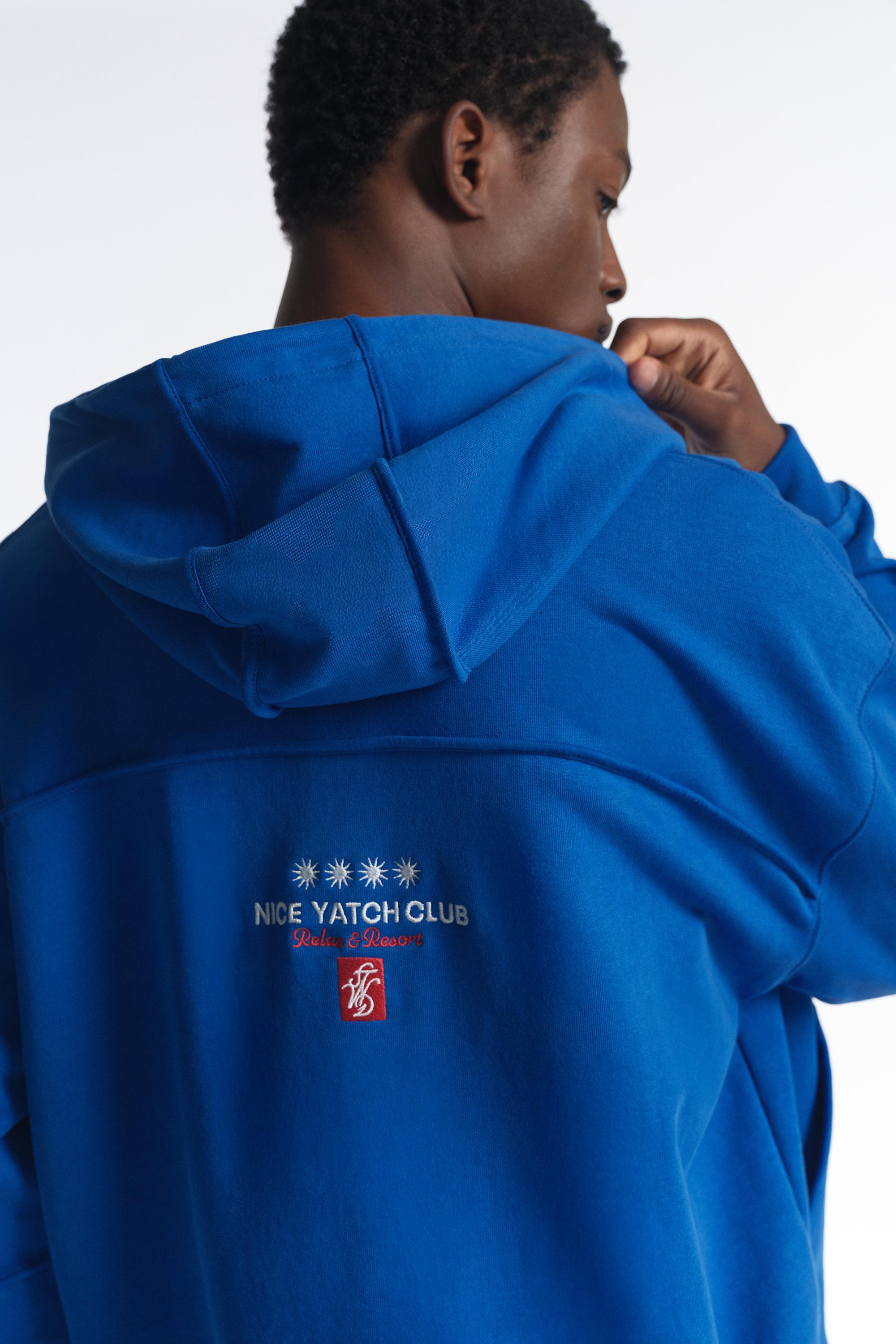 Yacht Club zip-up sweatshirt — Deep blue