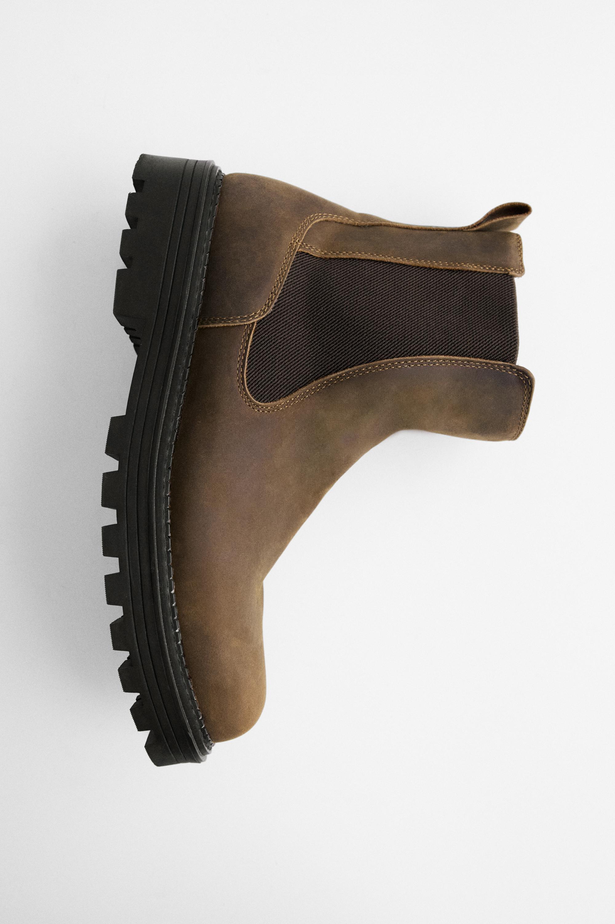 Leather Chelsea boots — Brown