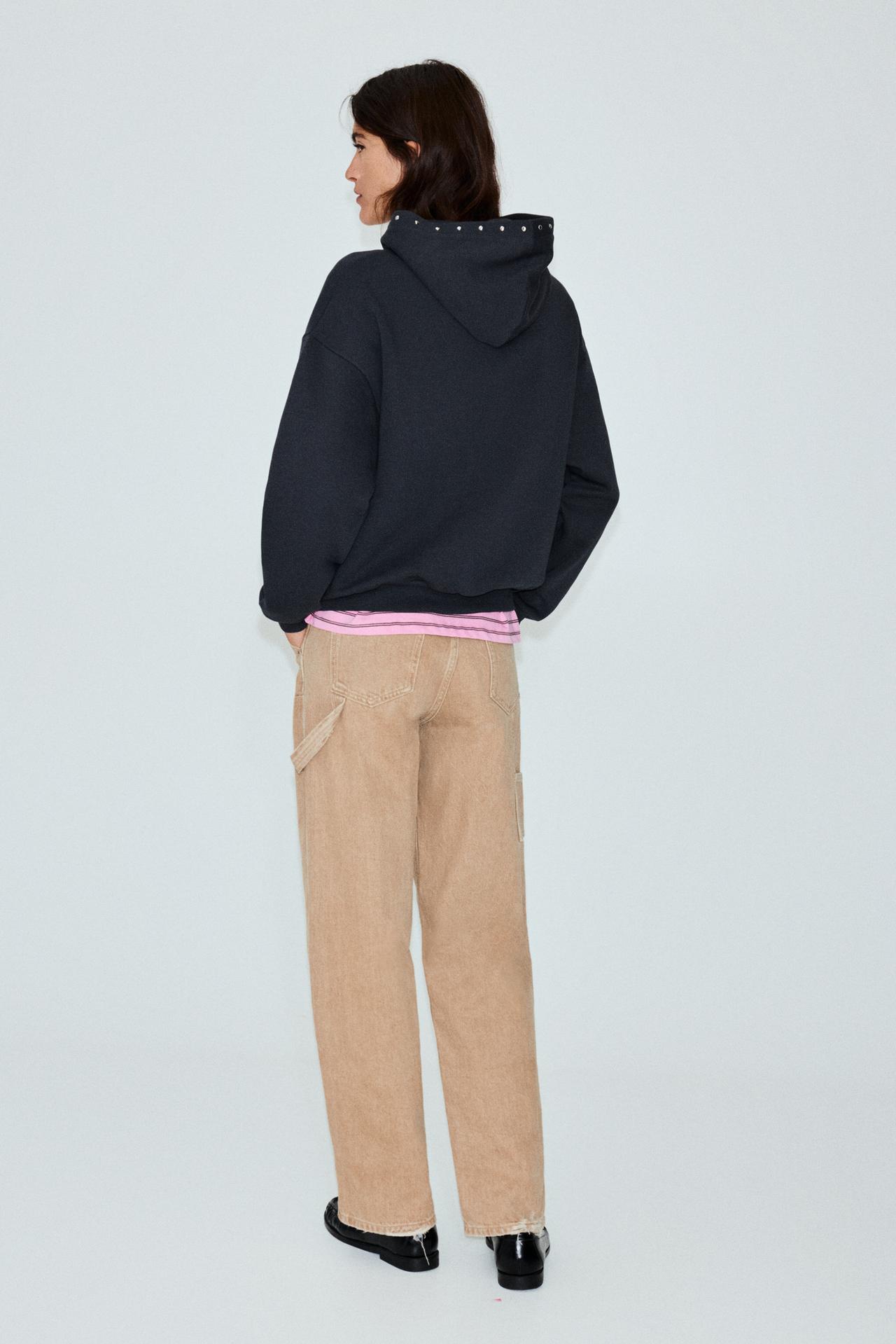 Studded hoodie — Dark grey