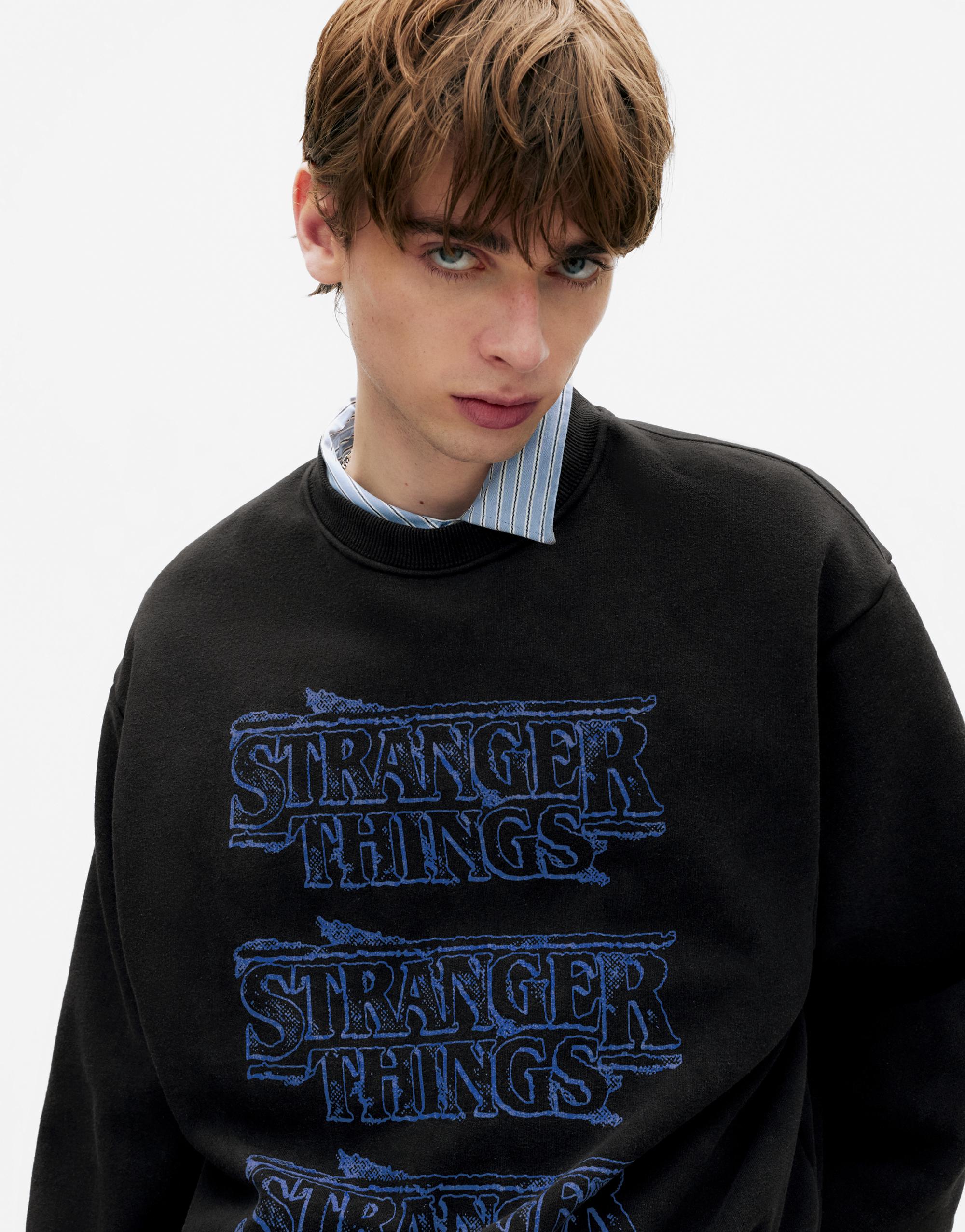 Stranger Things sweatshirt — Dark grey