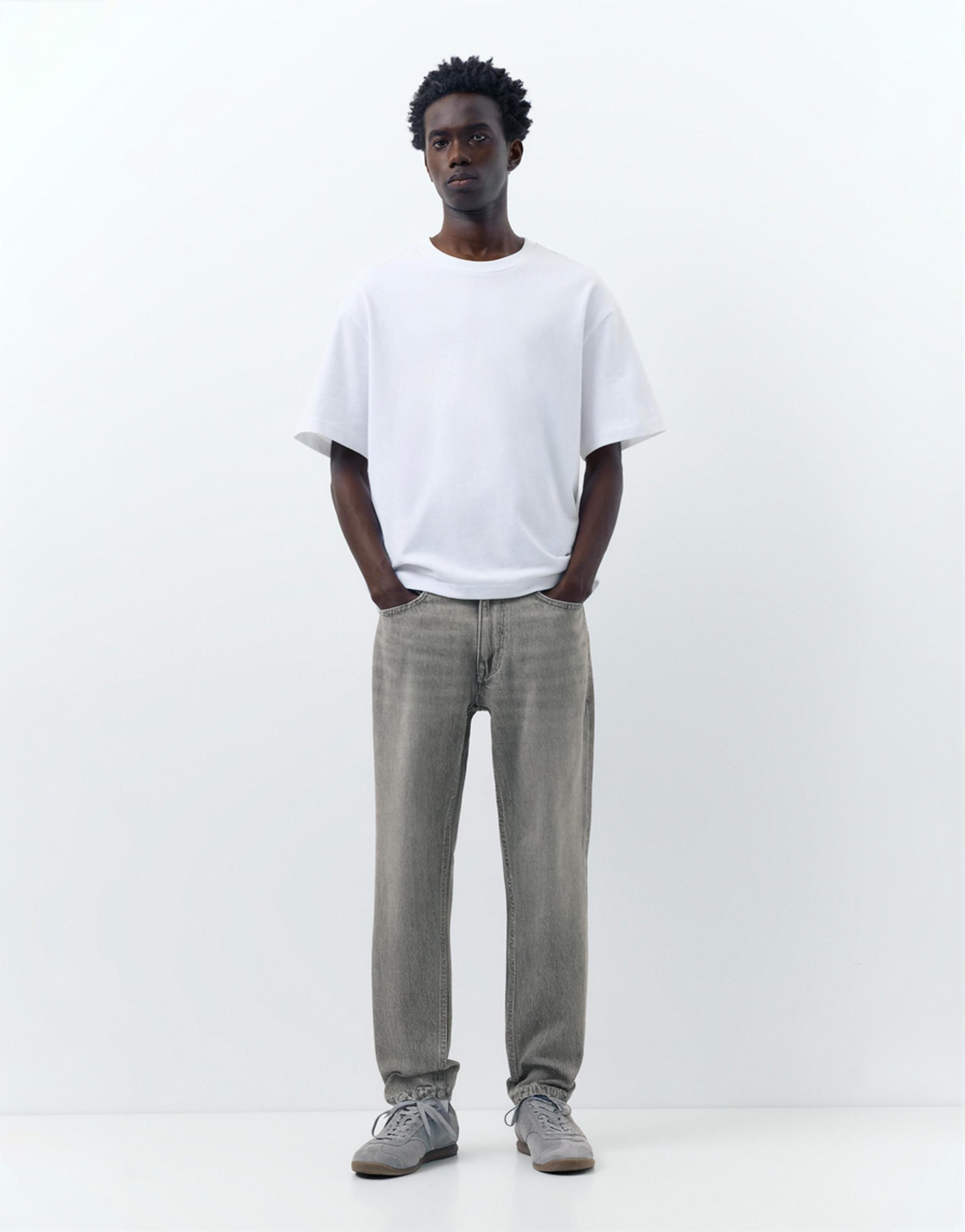 Standard jeans — Dark grey