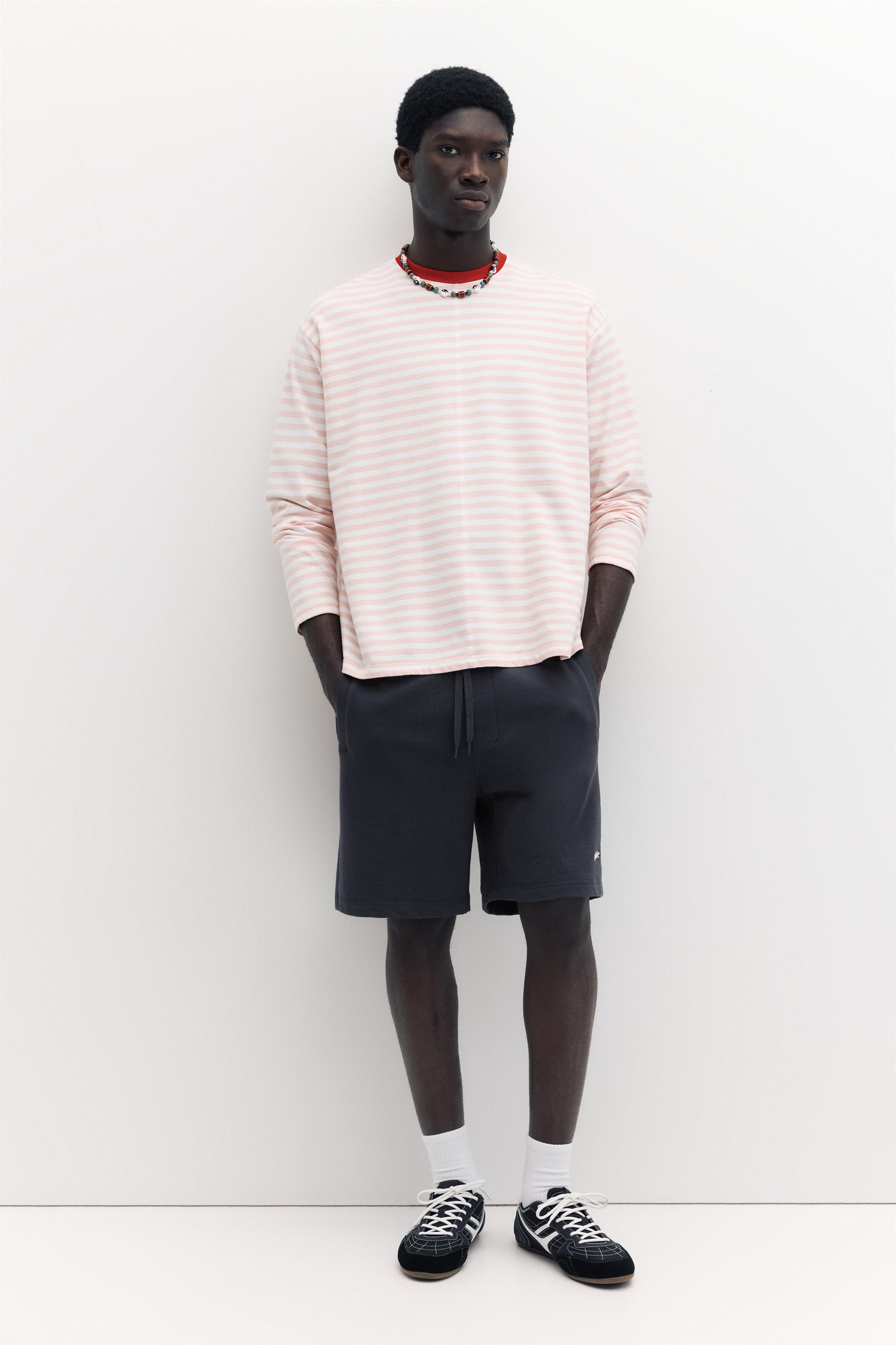 Logolu jogger bermuda şort - Görsel 9