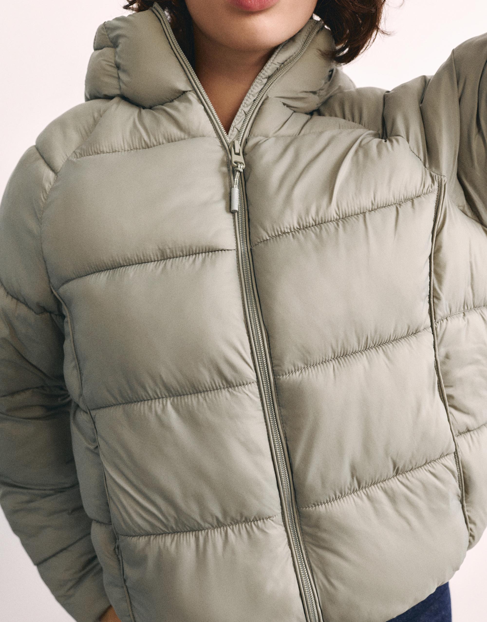 Hooded puffer jacket — Pale khaki