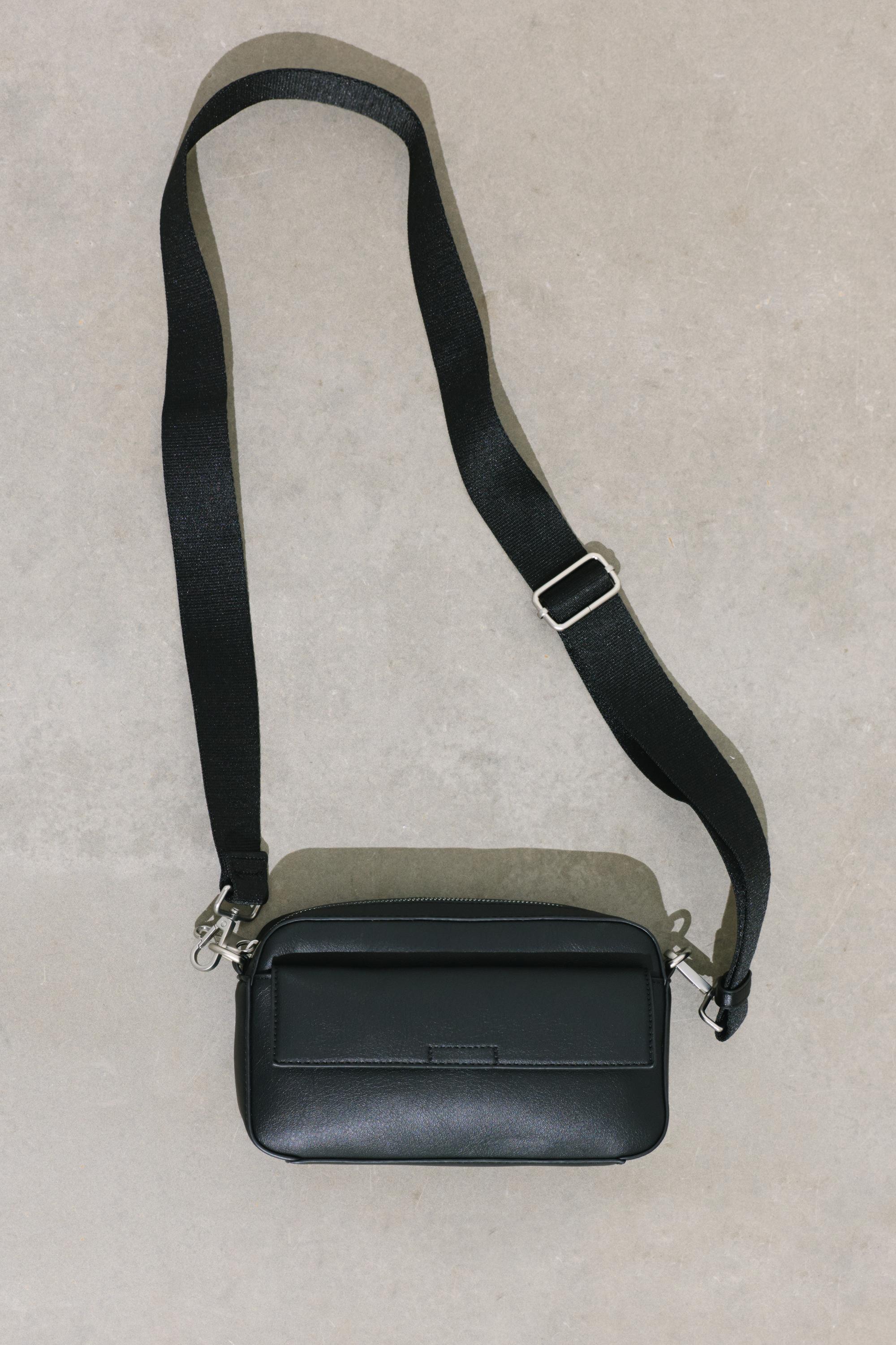 Casual crossbody bag — Black