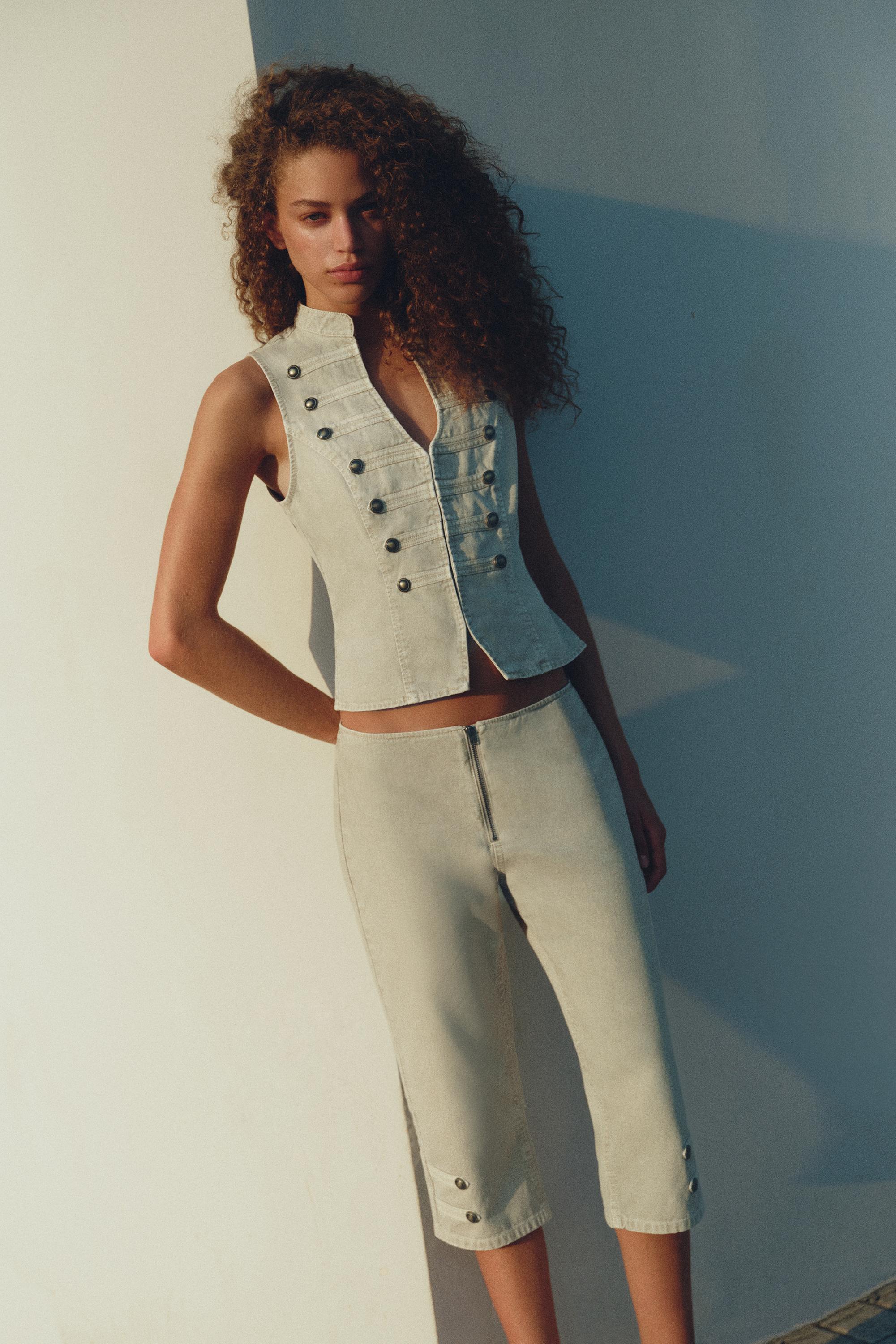 Pull&Bear Süslü düğmeli kapri pantolon görsel 3