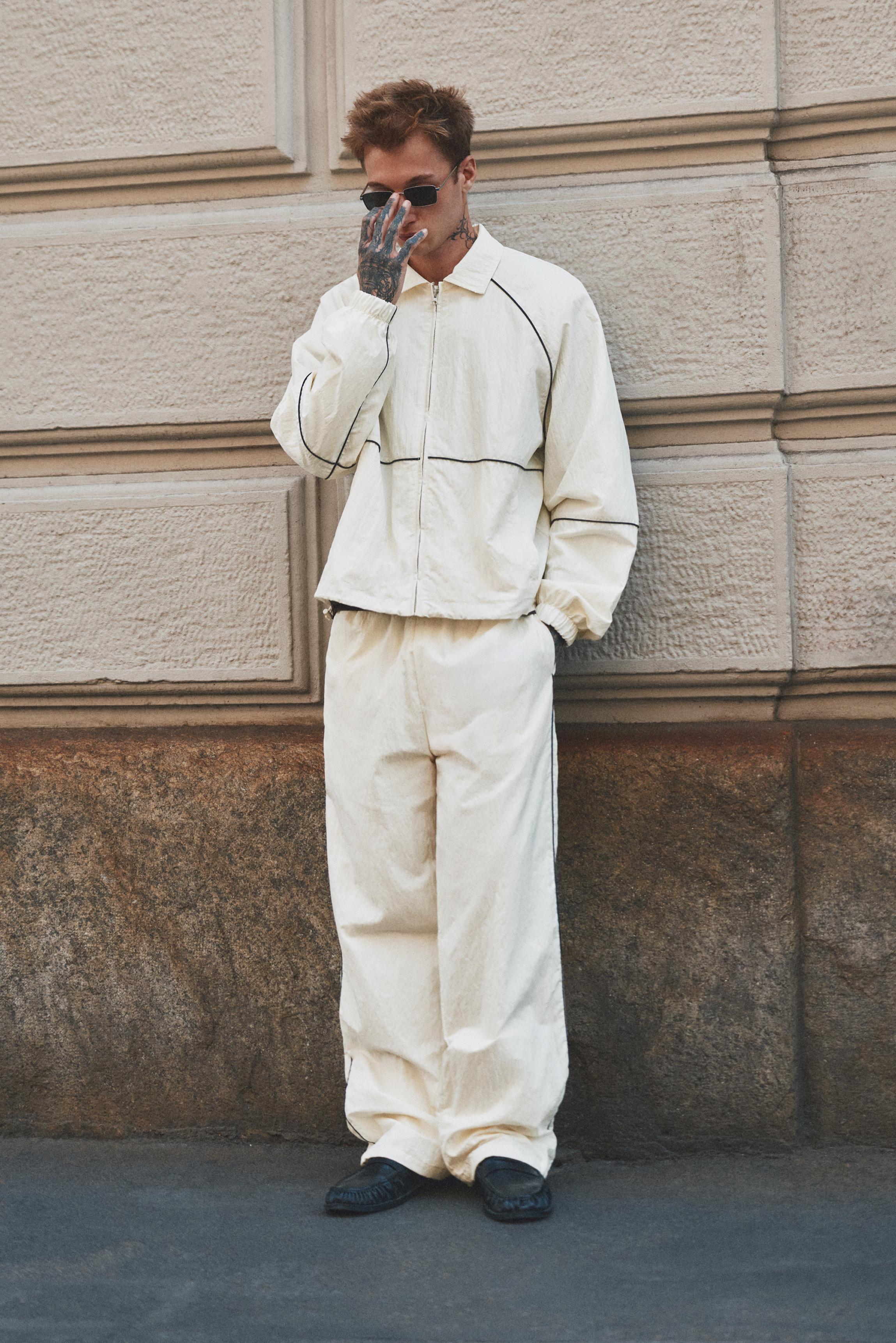 Lightweight contrast stitch joggers — Off white