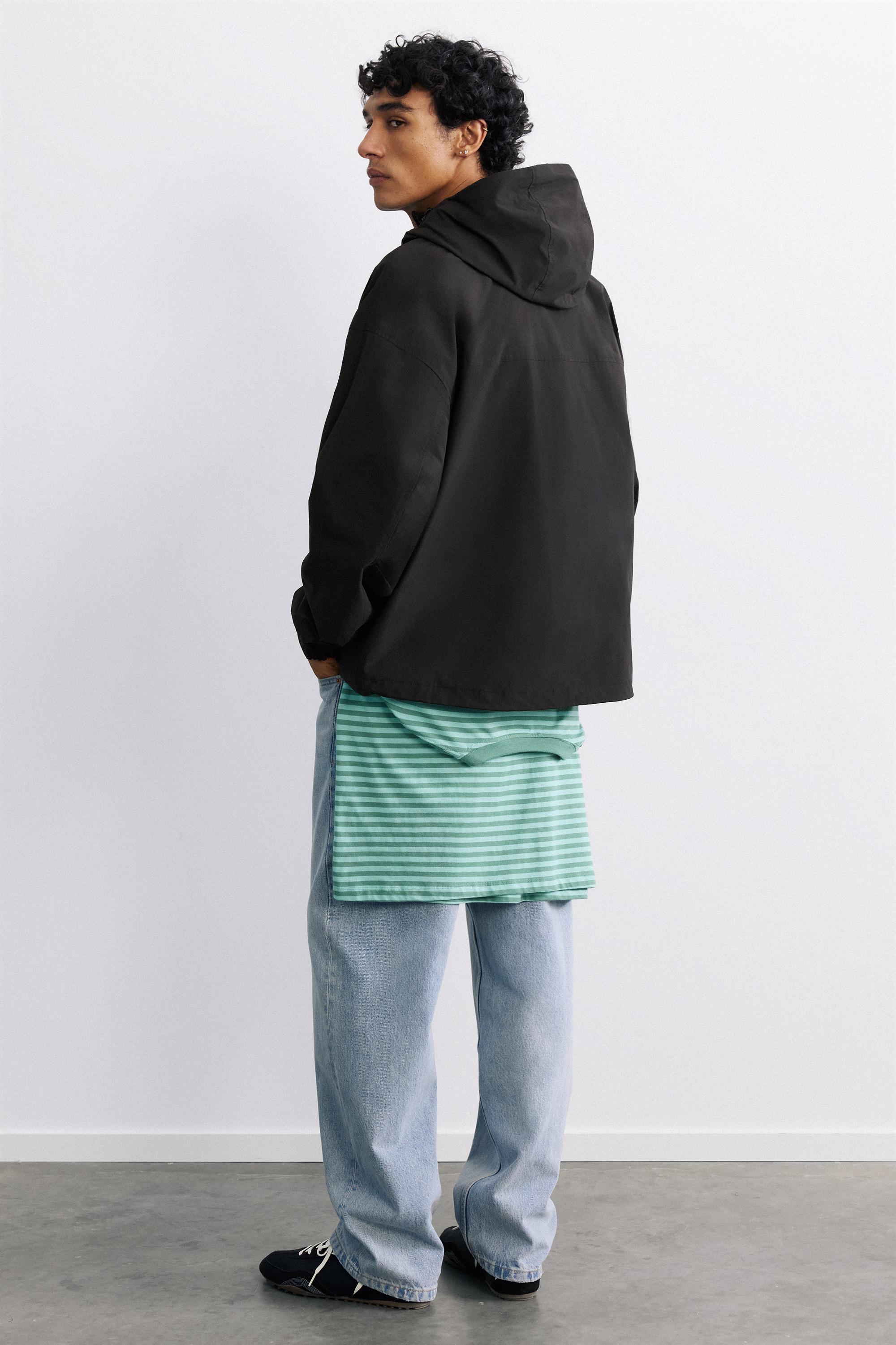 Lightweight hooded raincoat — Black