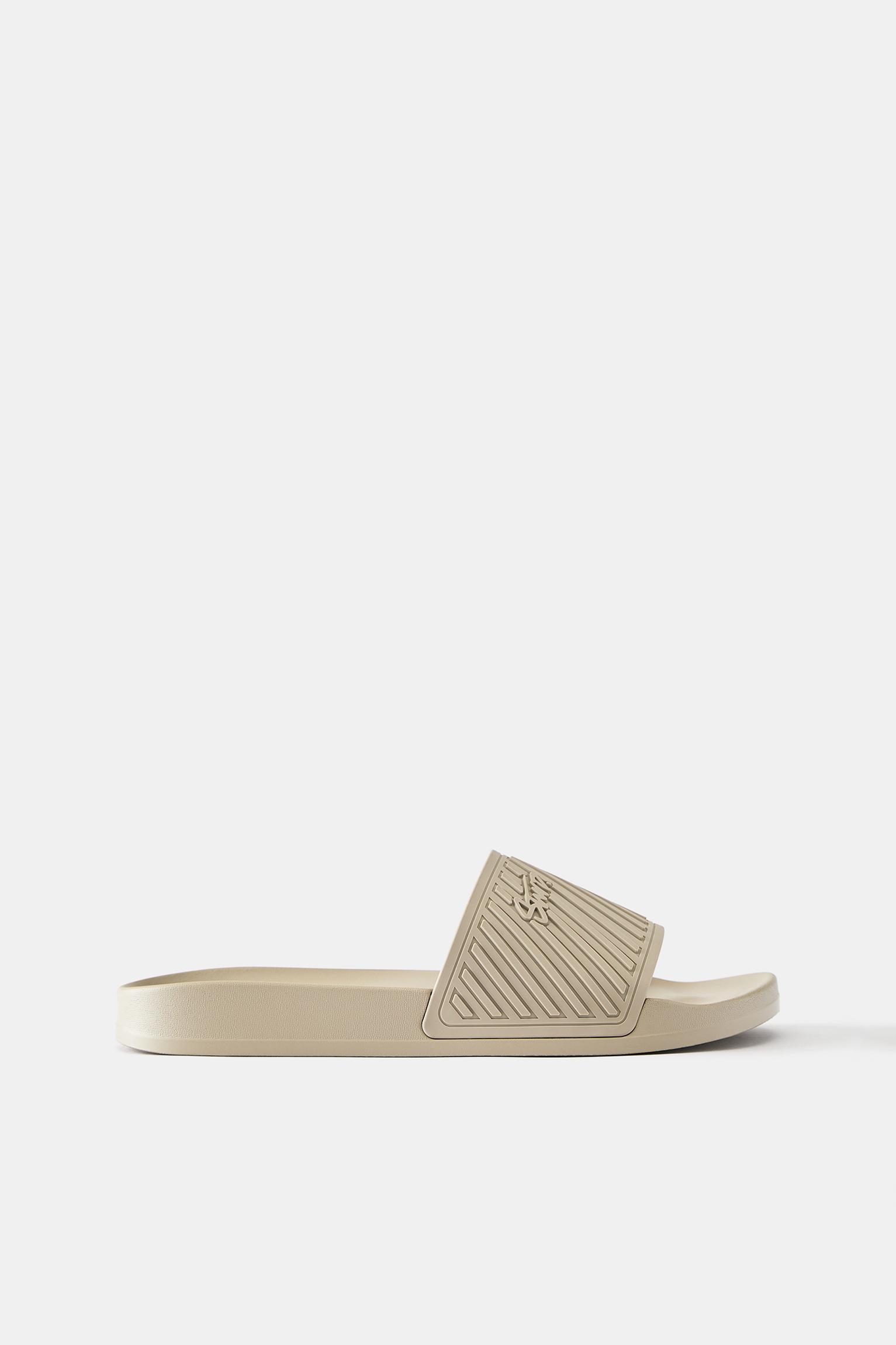 STWD rubberised sandals — Ecru