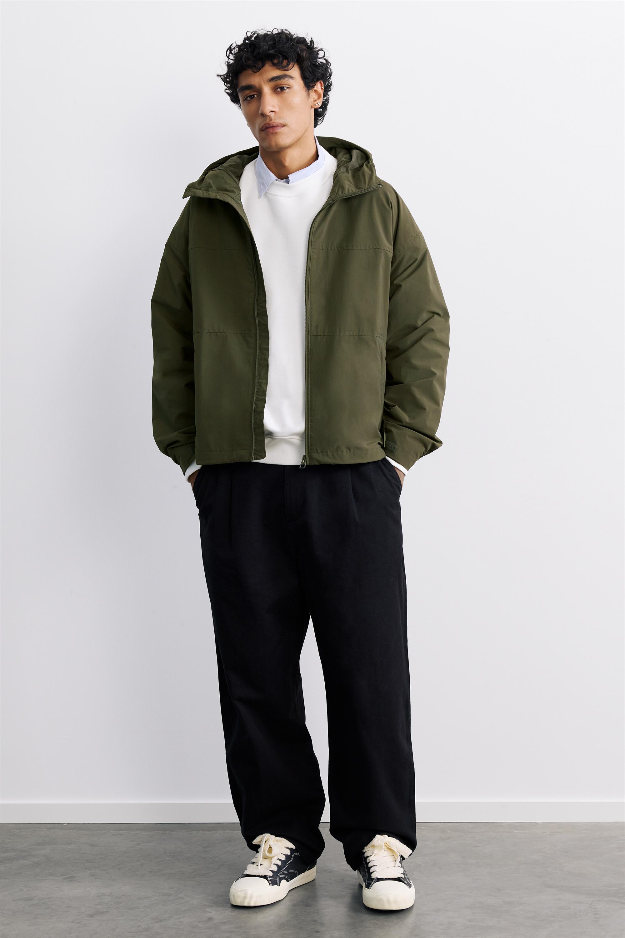 Lightweight hooded raincoat — Khaki