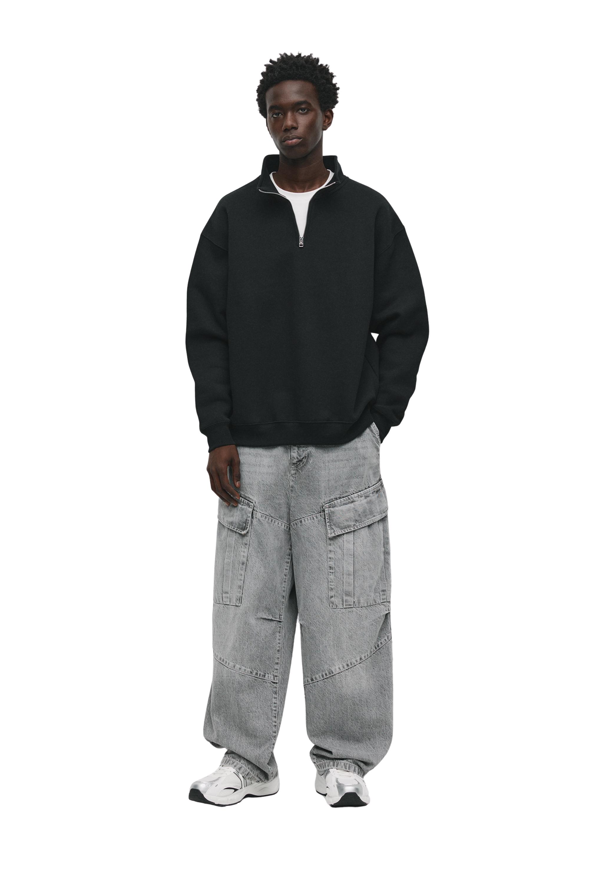 Basic quarter-zip sweatshirt — Black