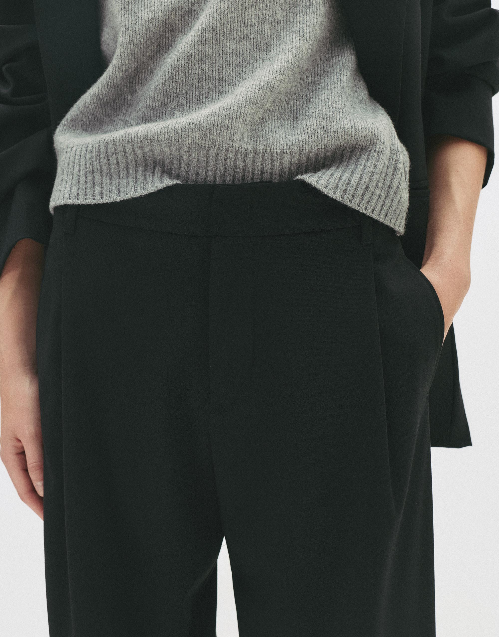 Darted smart trousers — Black