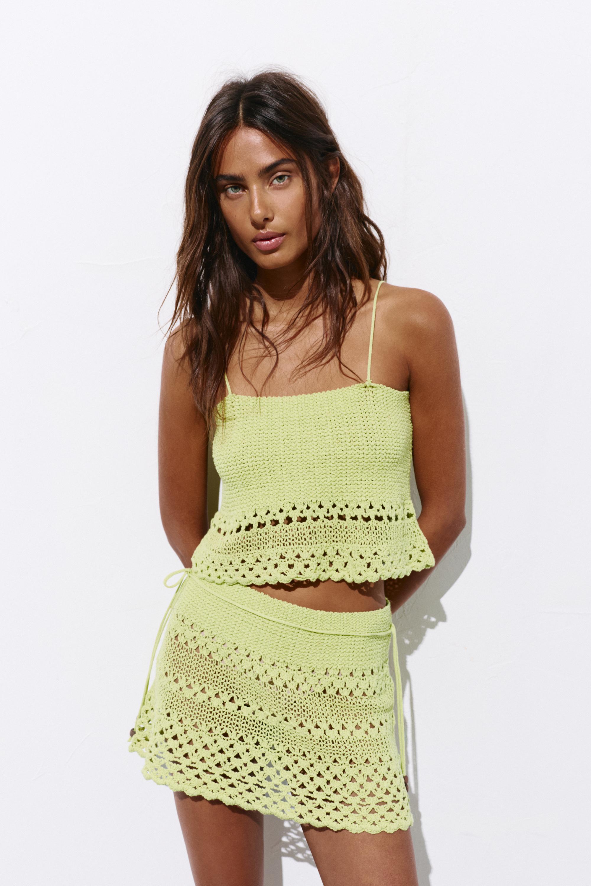 Crochet mini skirt — Lime