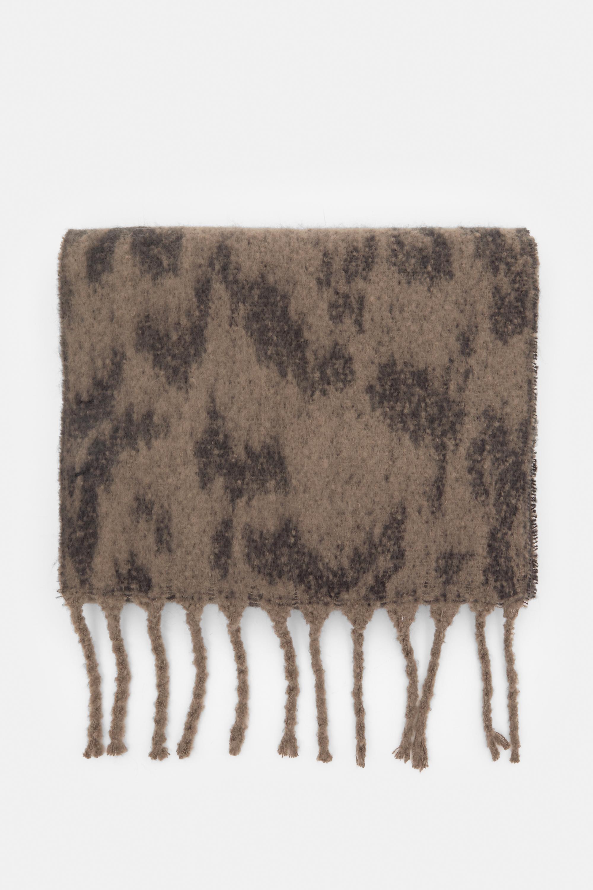 Printed scarf — Brown