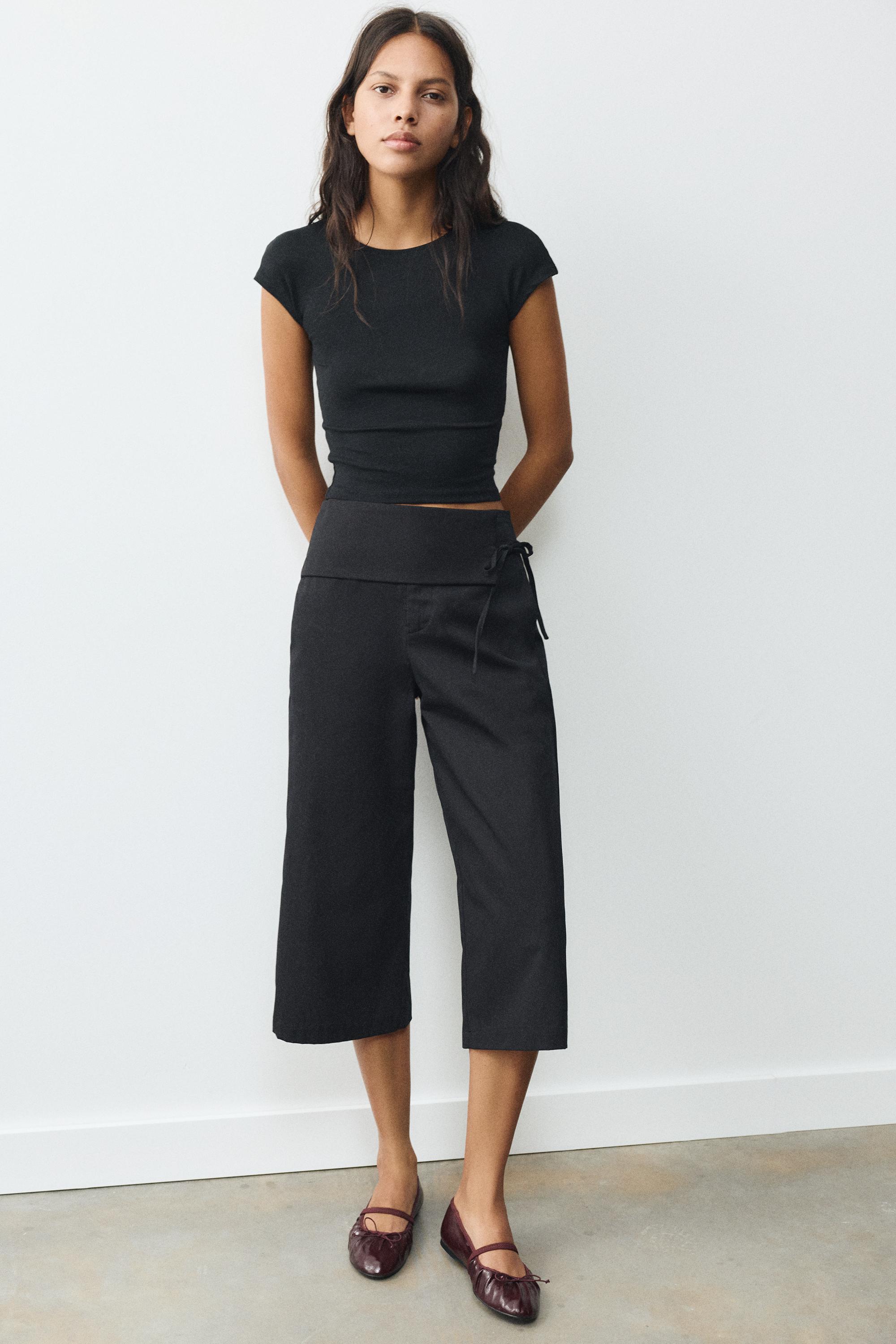 Fitted short sleeve T-shirt — Black