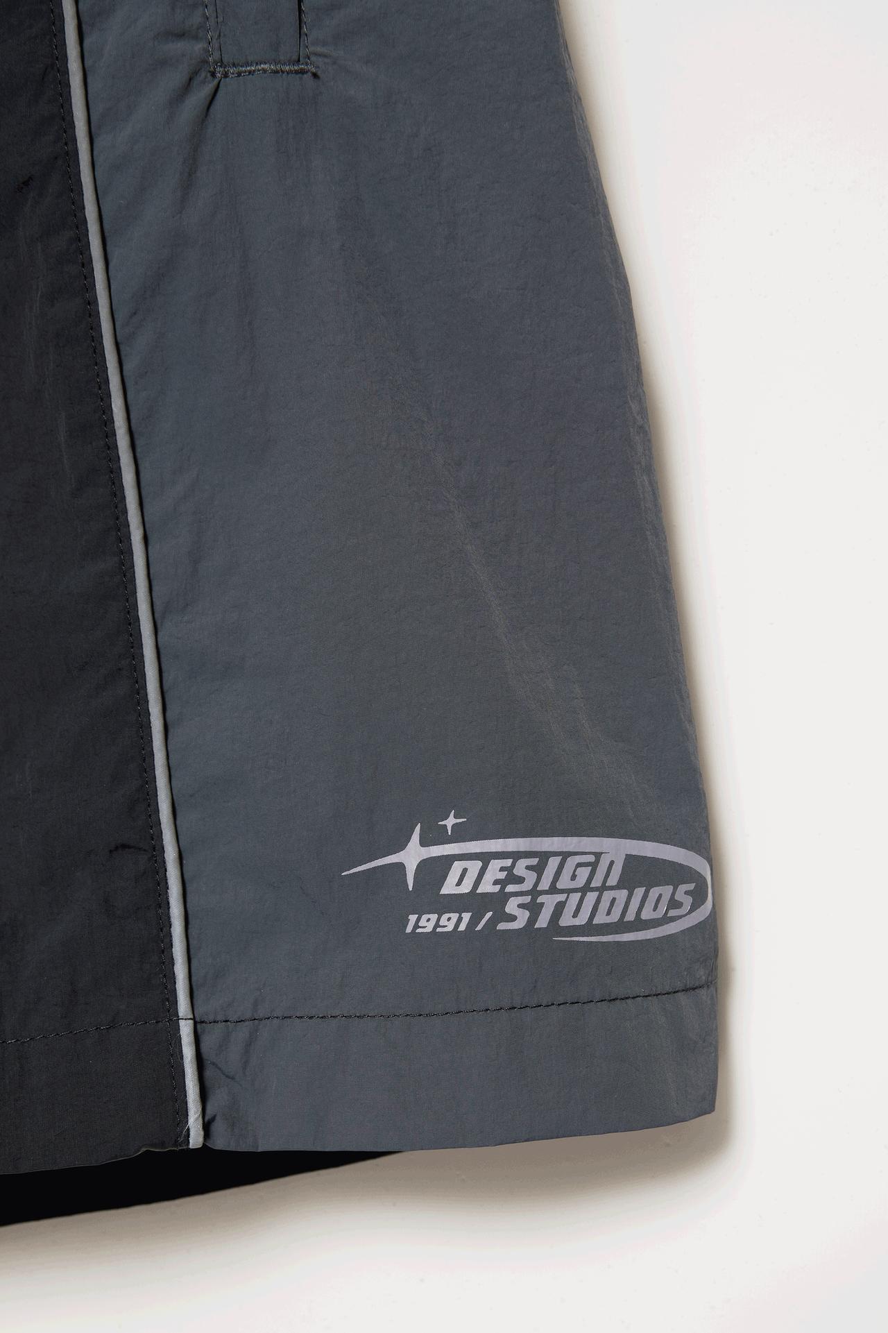 Panelled swimming trunks — Black