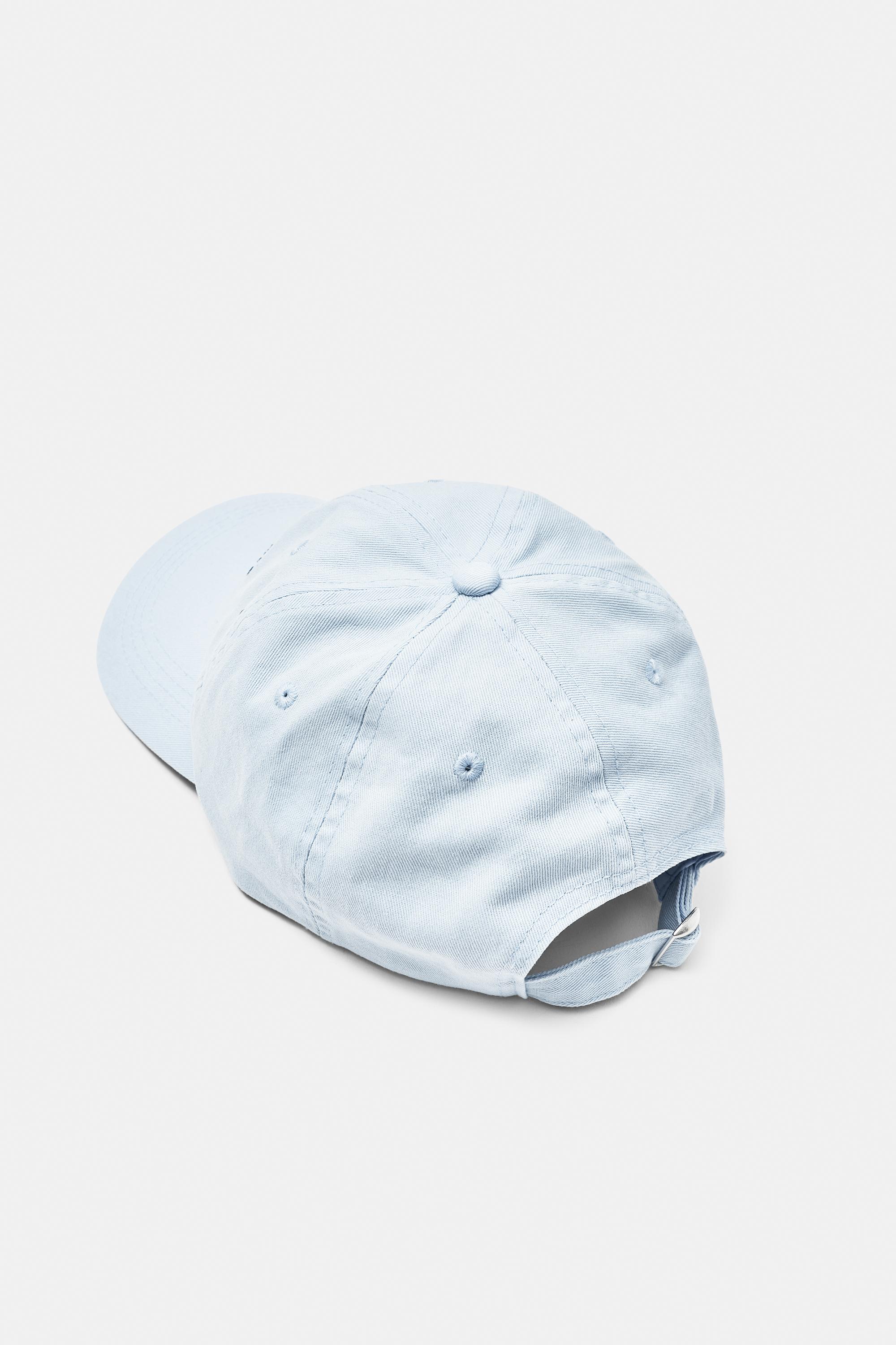 Le Marais cap — Pastel blue