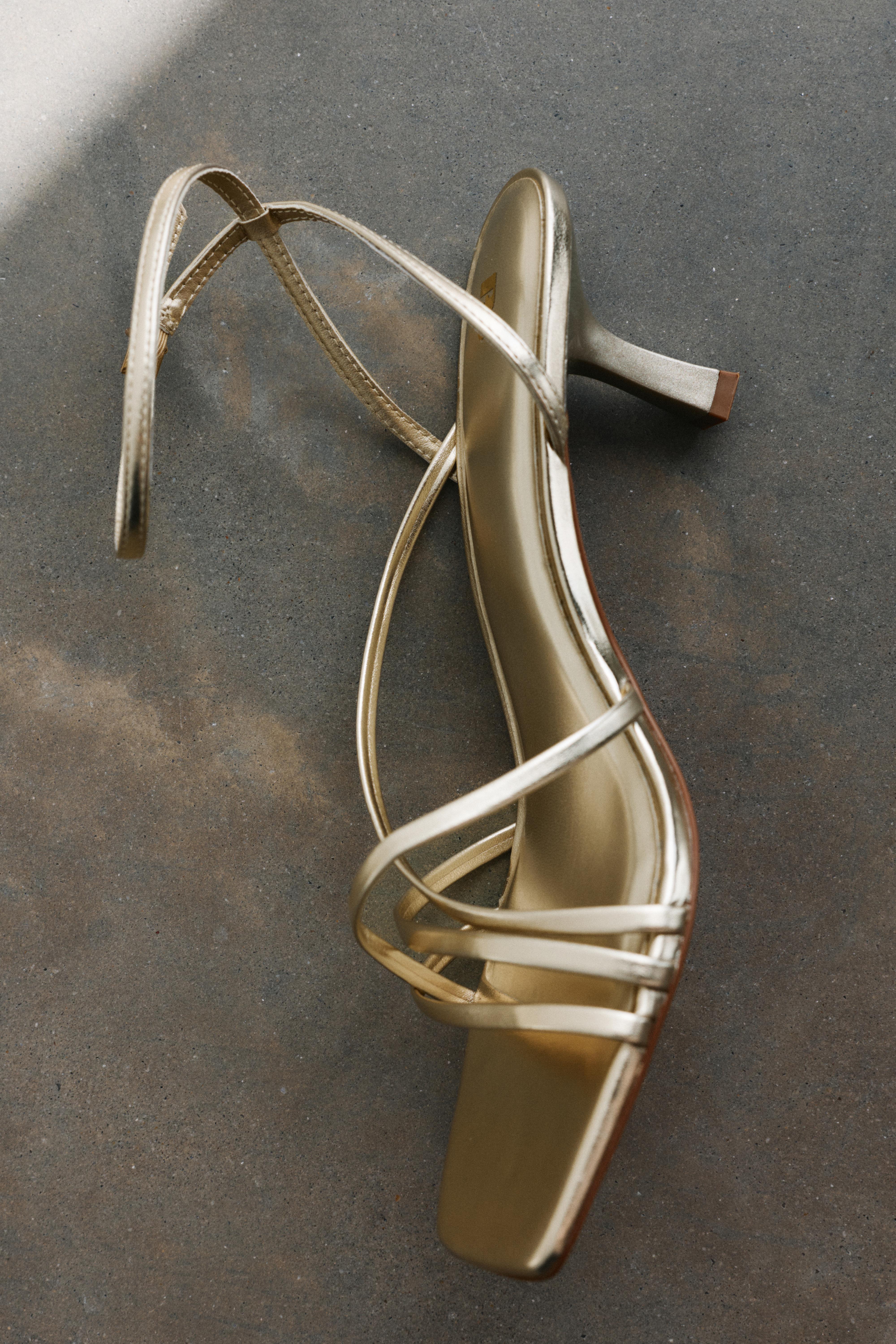 Bantlı topuklu sandalet - Görsel 123