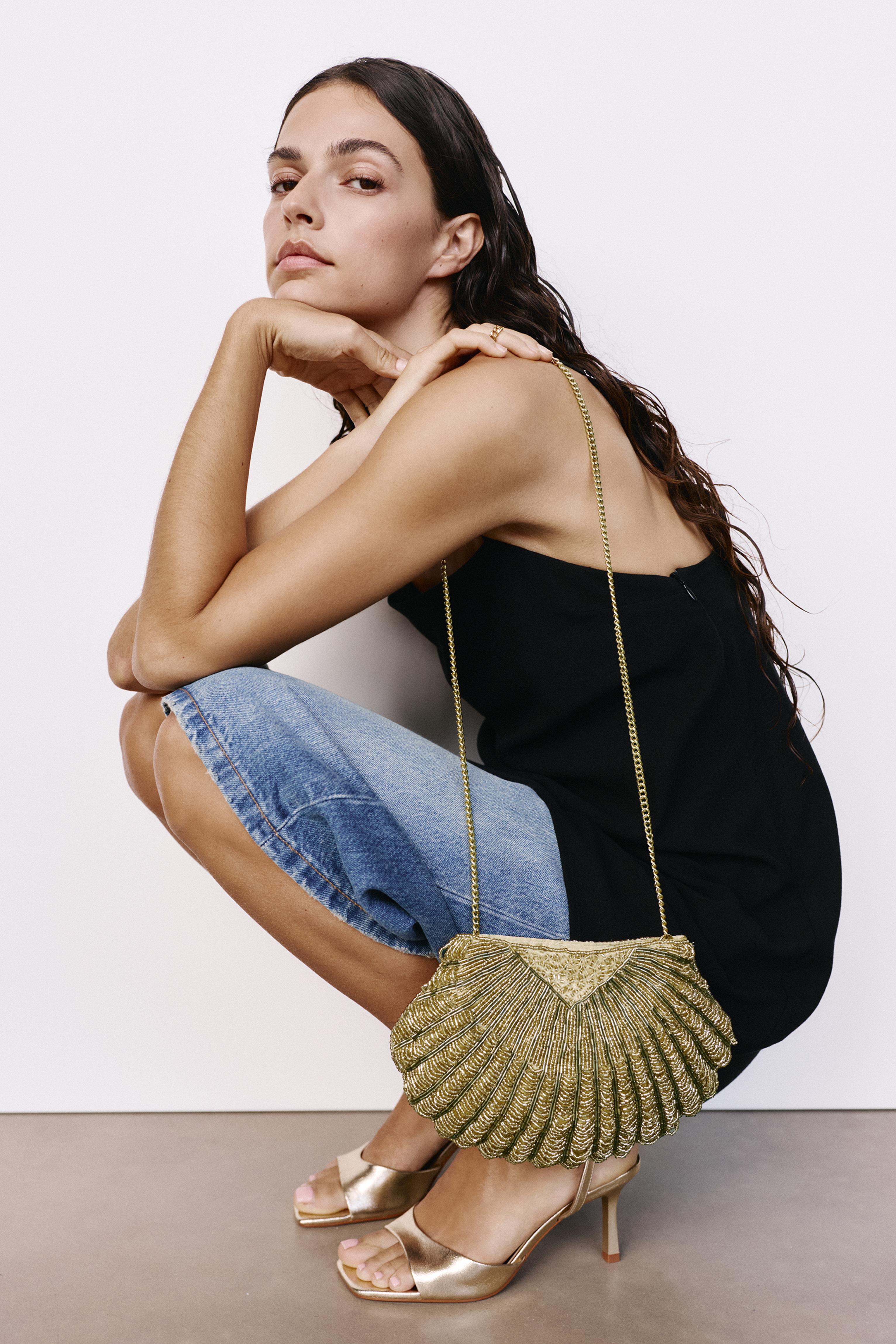 Beaded seashell bag — Gold