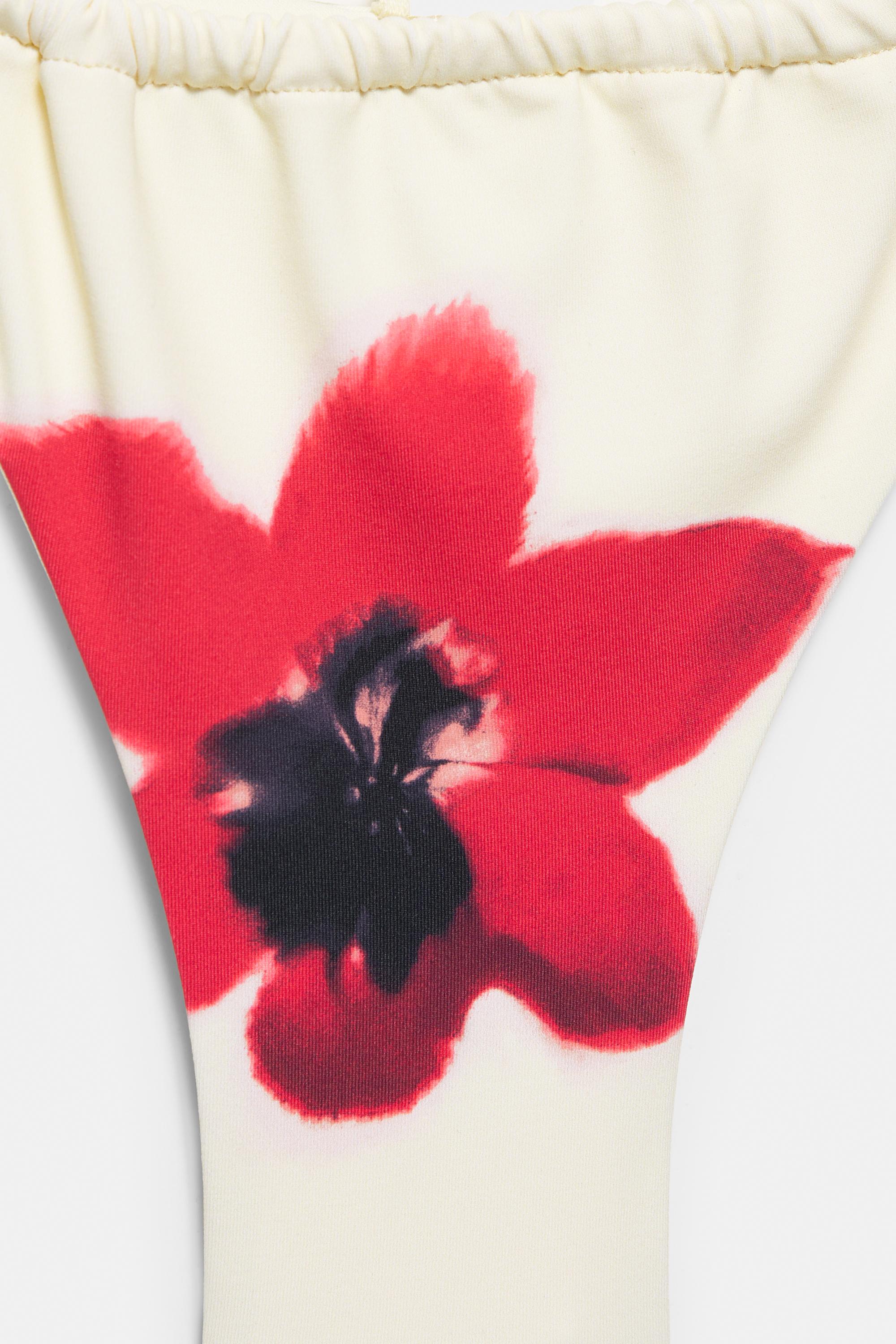 Floral bikini bottoms — Red